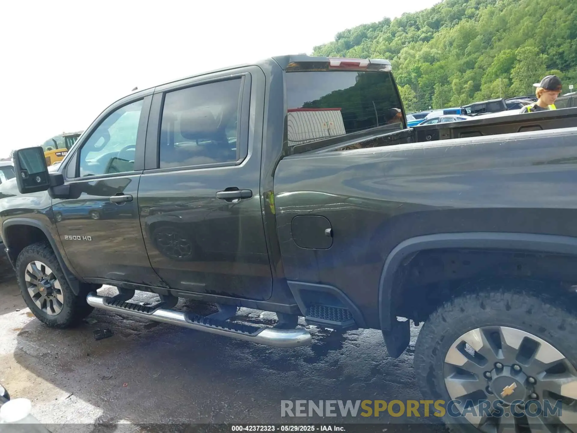 14 Photograph of a damaged car 2GC4YME70N1225005 CHEVROLET SILVERADO 2500HD 2022