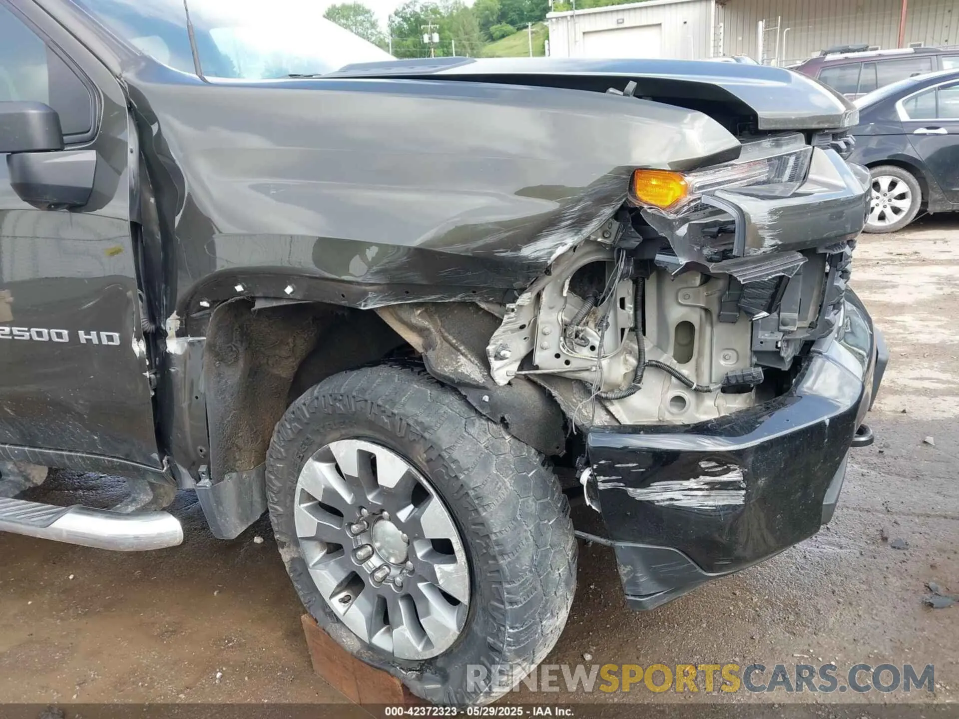 16 Photograph of a damaged car 2GC4YME70N1225005 CHEVROLET SILVERADO 2500HD 2022