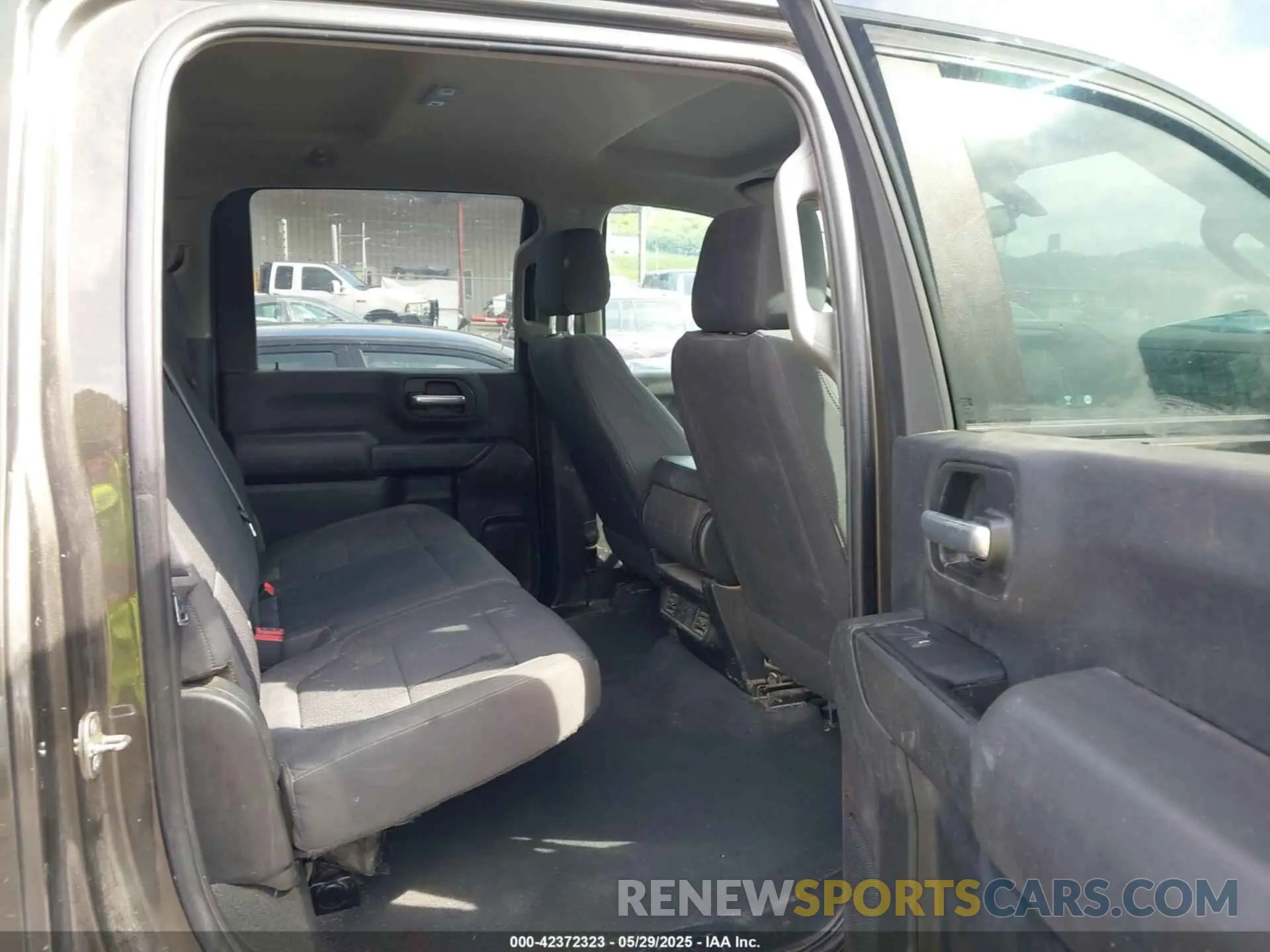 7 Photograph of a damaged car 2GC4YME70N1225005 CHEVROLET SILVERADO 2500HD 2022