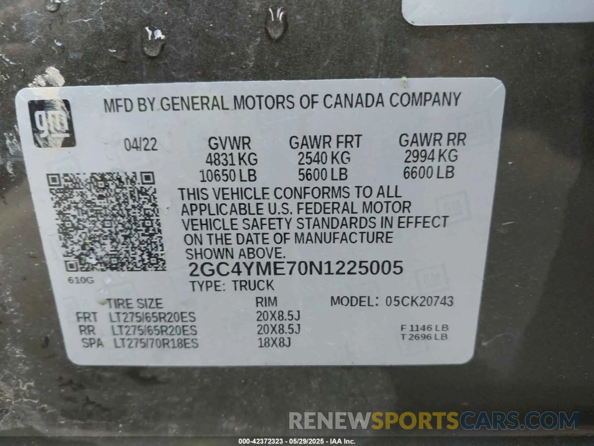 8 Photograph of a damaged car 2GC4YME70N1225005 CHEVROLET SILVERADO 2500HD 2022