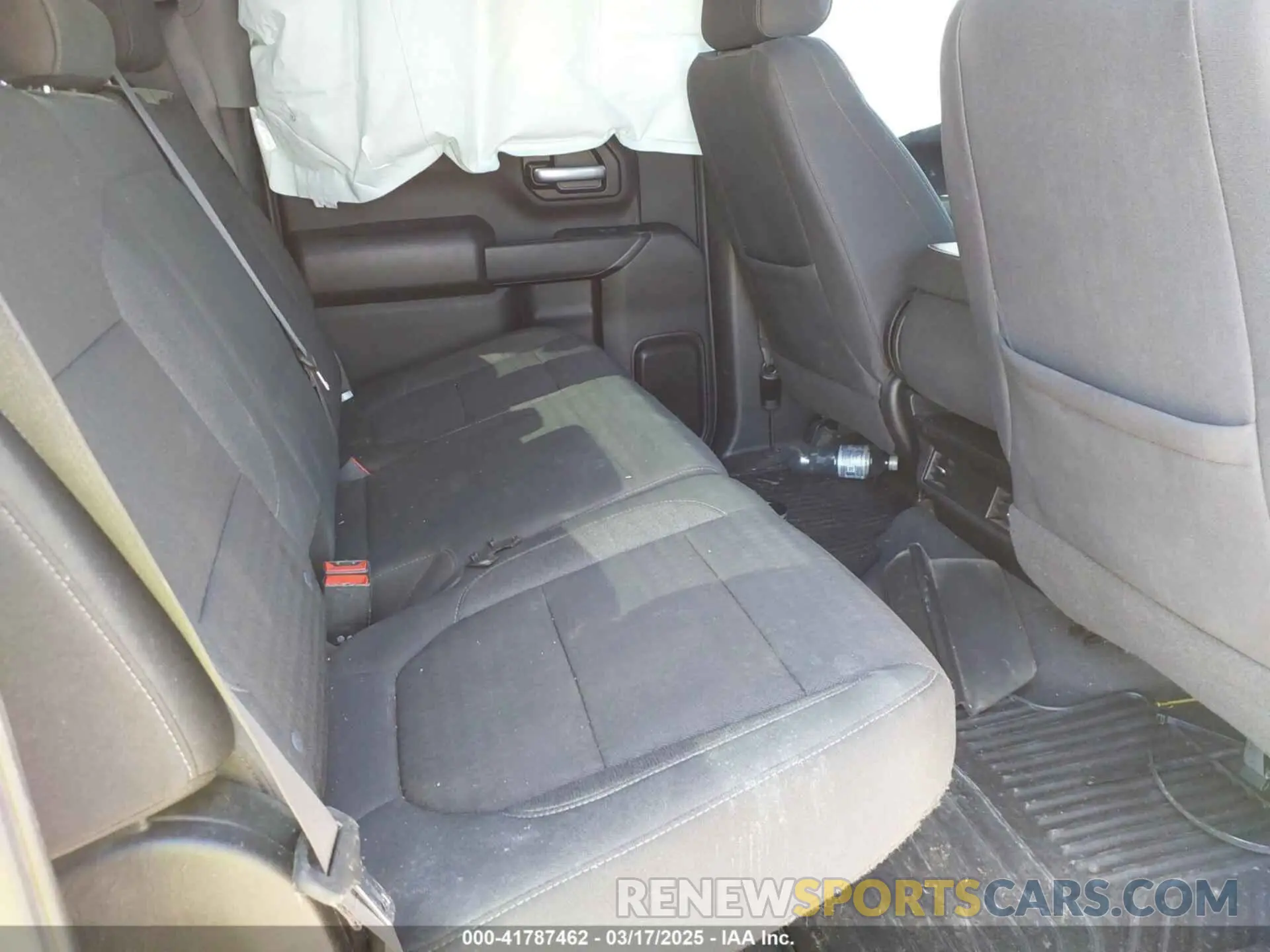 7 Photograph of a damaged car 2GC4YME71N1232223 CHEVROLET SILVERADO 2500HD 2022