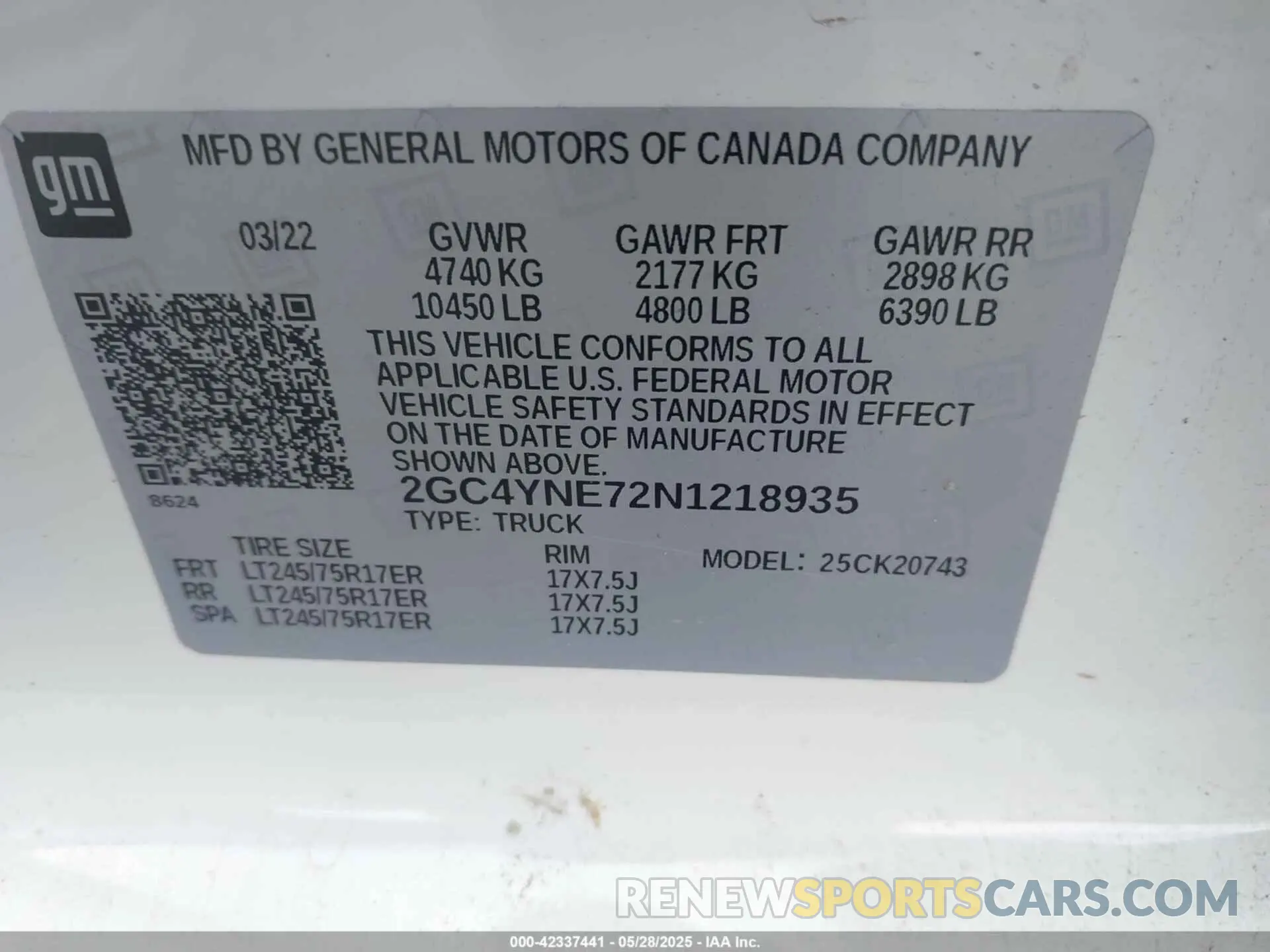 8 Photograph of a damaged car 2GC4YNE72N1218935 CHEVROLET SILVERADO 2500HD 2022