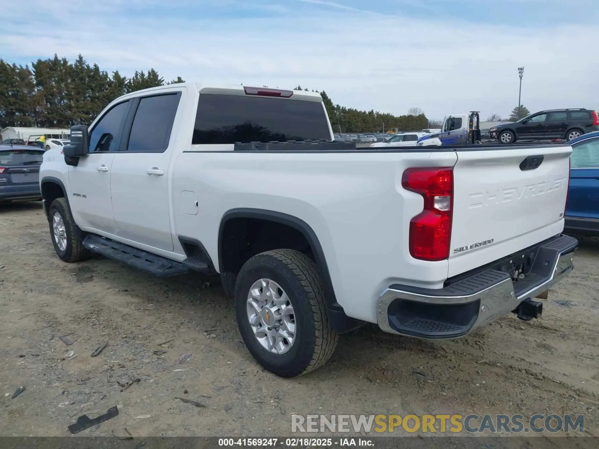 3 Photograph of a damaged car 2GC4YNEY4N1225880 CHEVROLET SILVERADO 2500HD 2022