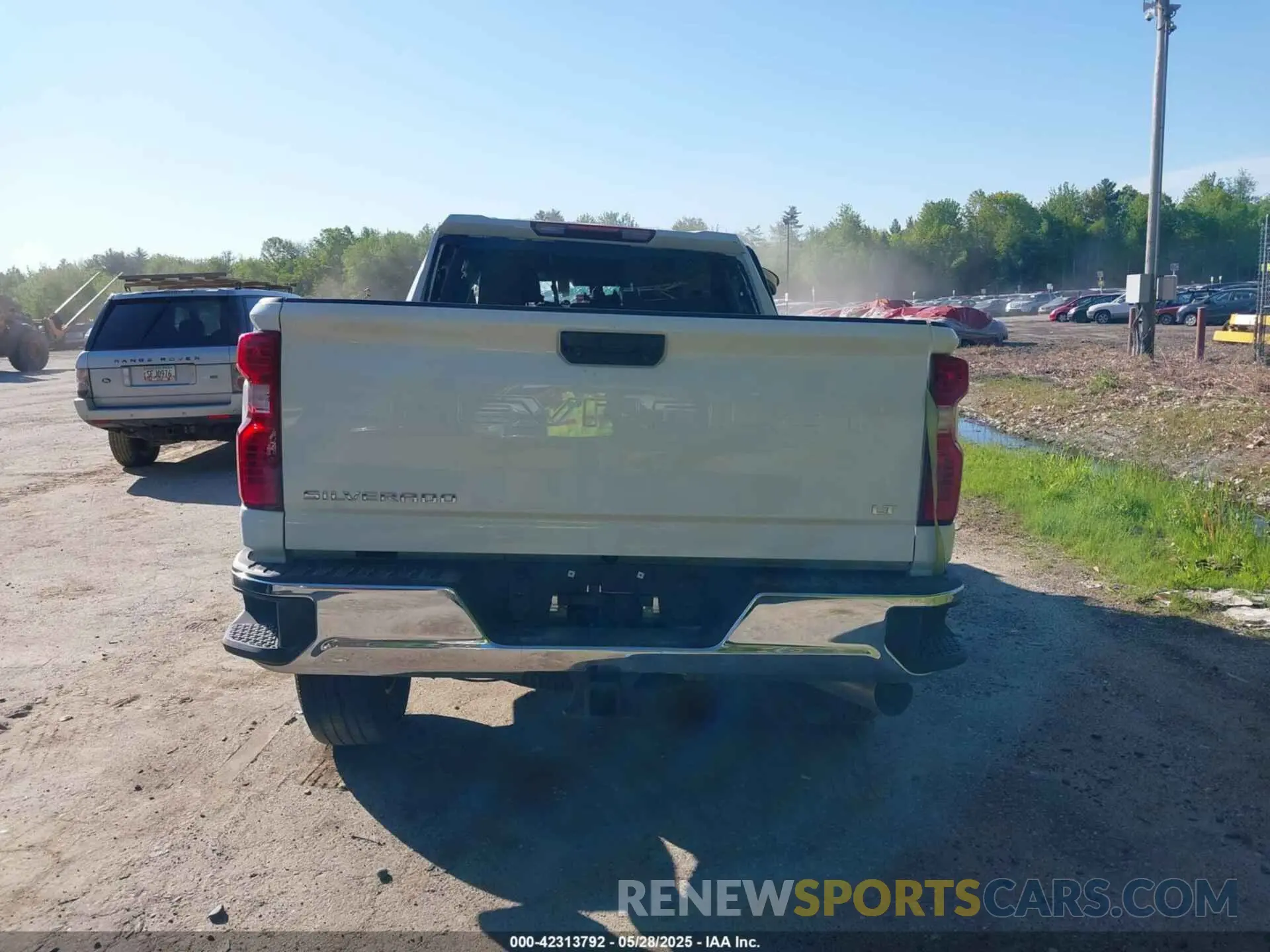 13 Photograph of a damaged car 2GC4YNEY5N1232417 CHEVROLET SILVERADO 2500HD 2022