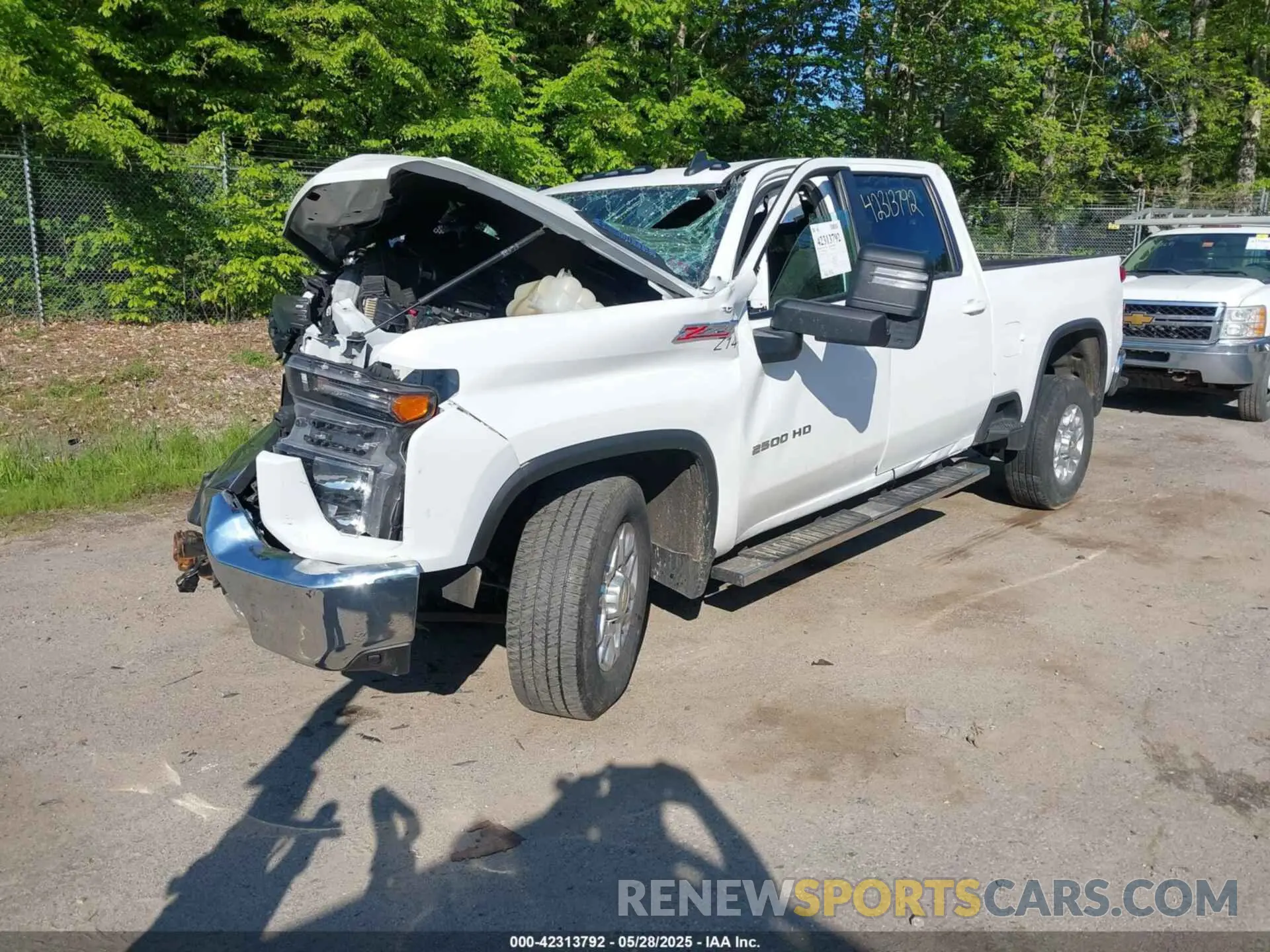 2 Photograph of a damaged car 2GC4YNEY5N1232417 CHEVROLET SILVERADO 2500HD 2022