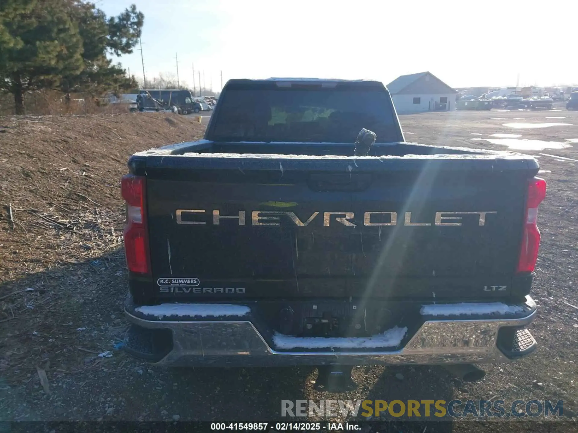 16 Photograph of a damaged car 2GC4YPE77N1218330 CHEVROLET SILVERADO 2500HD 2022