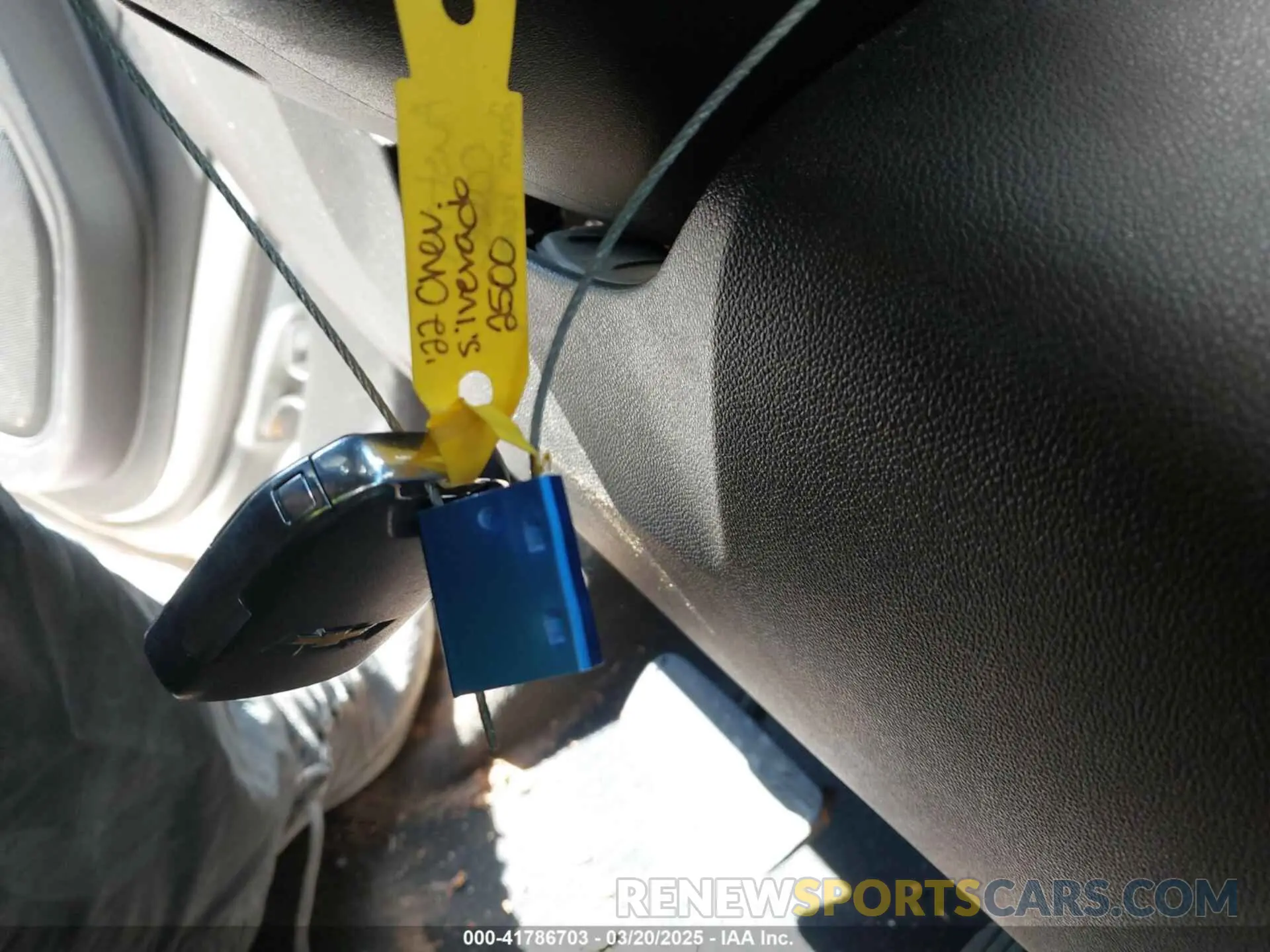 10 Photograph of a damaged car 2GC4YPEY5N1232574 CHEVROLET SILVERADO 2500HD 2022