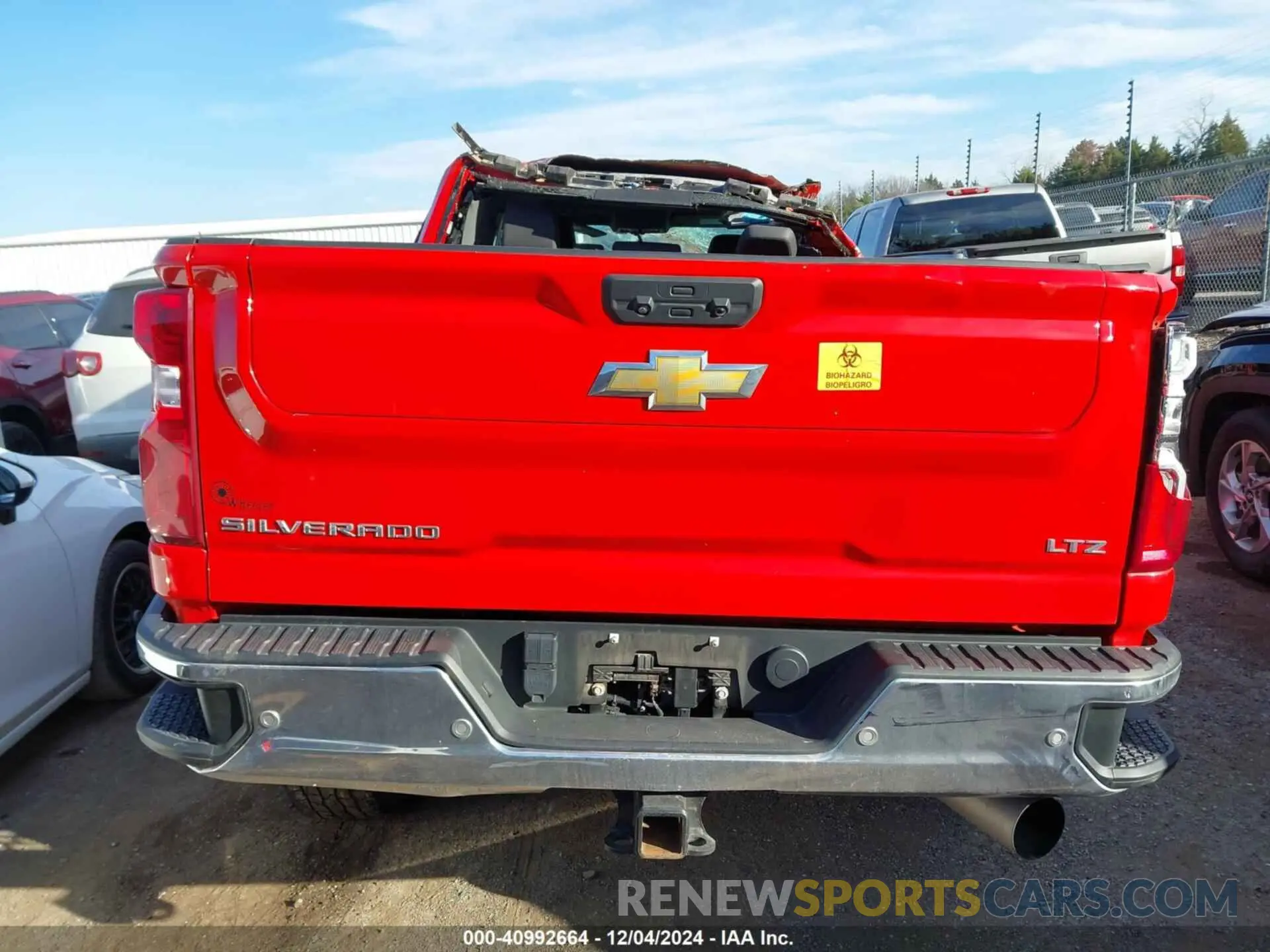 8 Photograph of a damaged car 2GC4YPEY8N1235954 CHEVROLET SILVERADO 2500HD 2022
