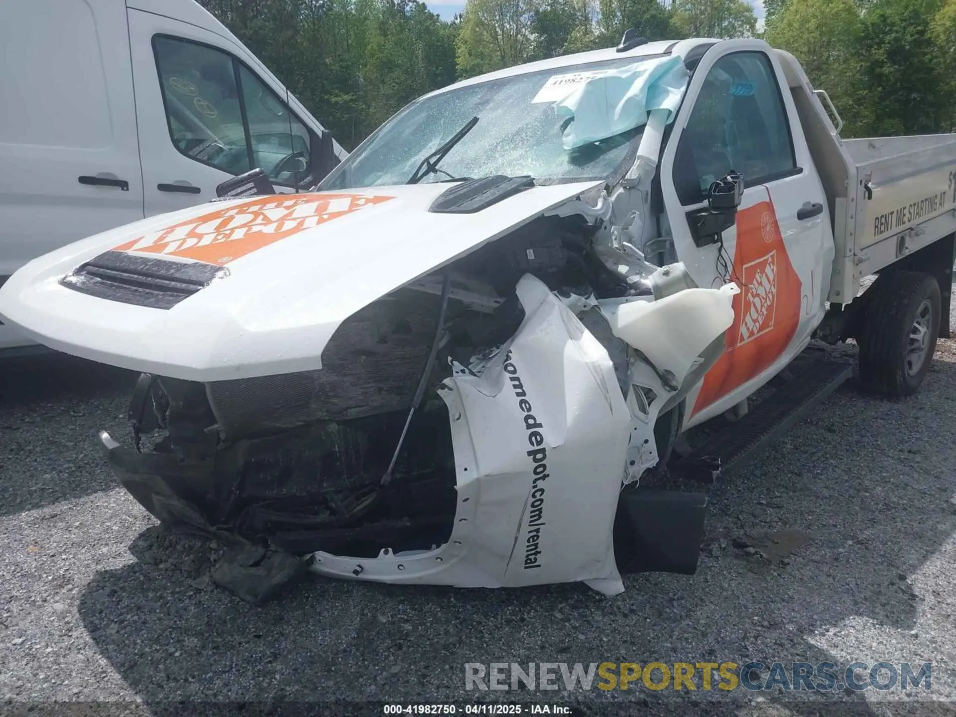 6 Photograph of a damaged car 1GB0WLE70PF233166 CHEVROLET SILVERADO 2500HD 2023