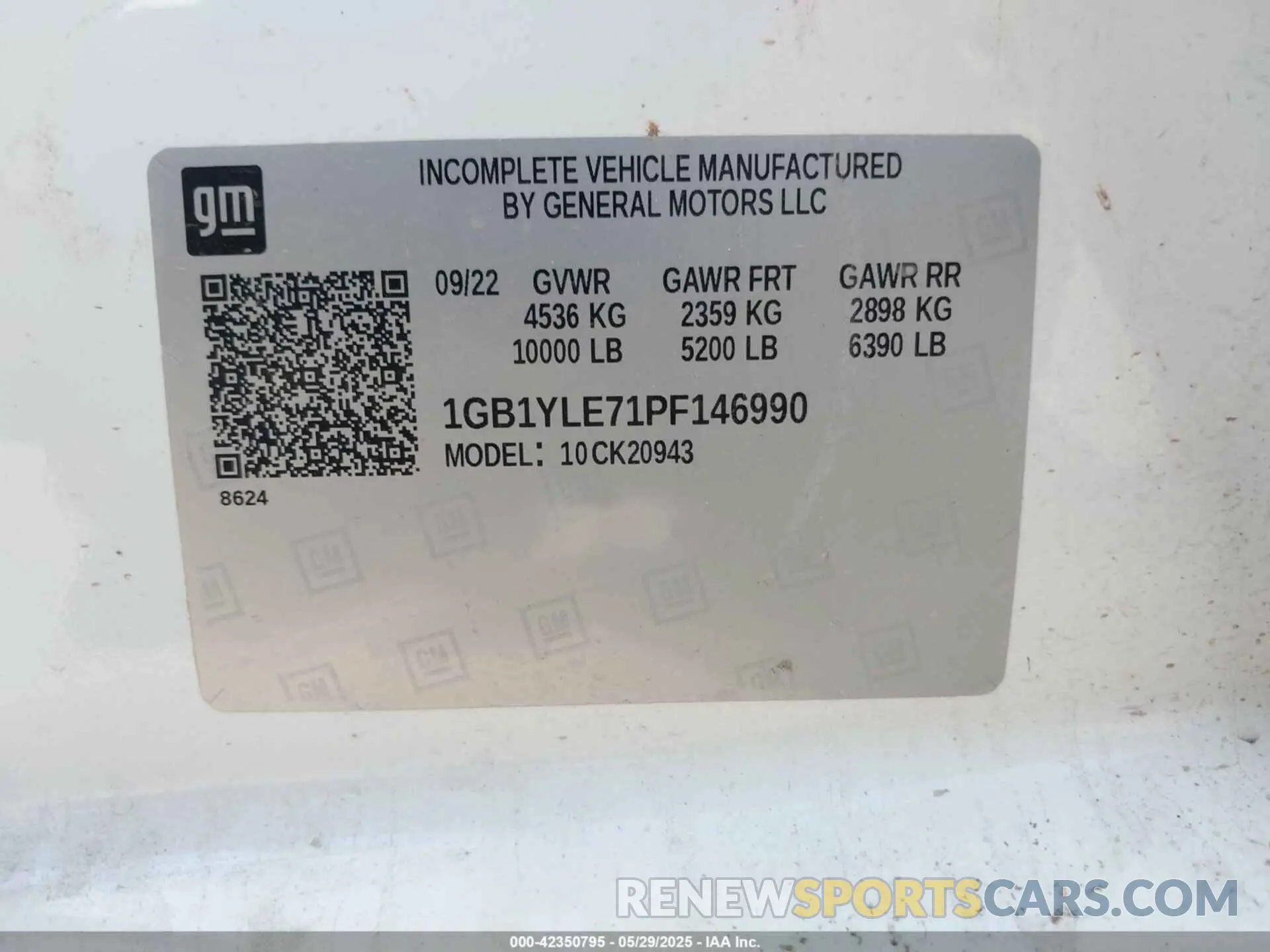 9 Photograph of a damaged car 1GB1YLE71PF146990 CHEVROLET SILVERADO 2500HD 2023