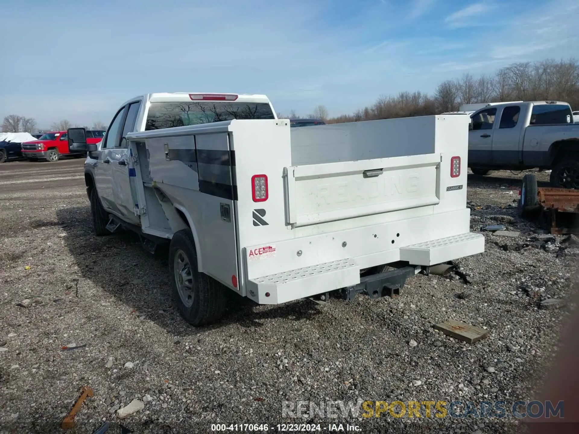 3 Photograph of a damaged car 1GB2WLE77PF242696 CHEVROLET SILVERADO 2500HD 2023