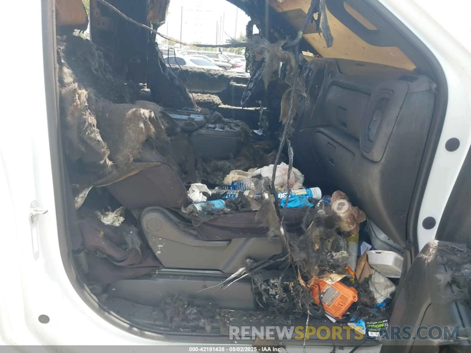 5 Photograph of a damaged car 1GC0WLE75PF234406 CHEVROLET SILVERADO 2500HD 2023