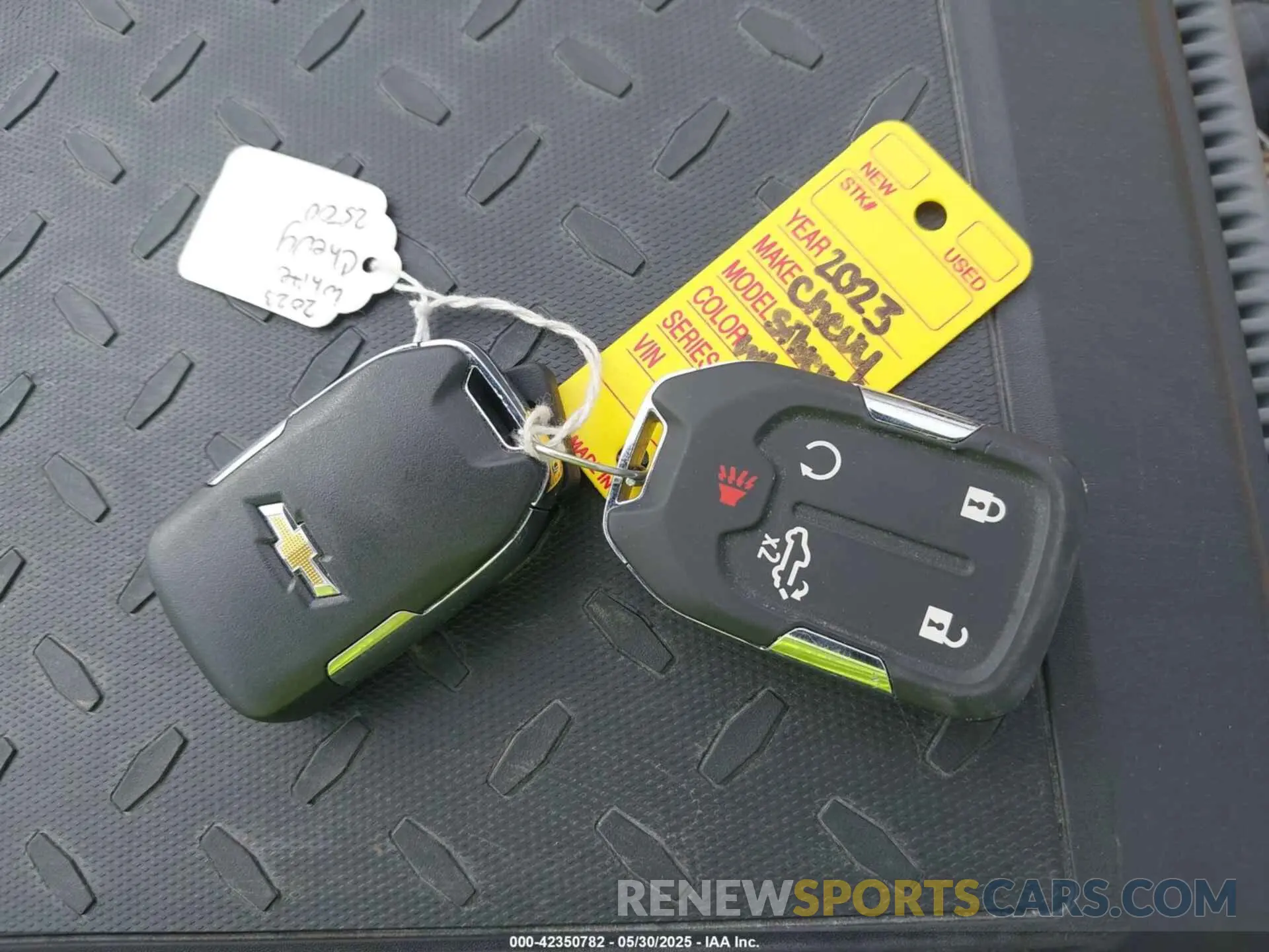 11 Photograph of a damaged car 1GC1YNE72PF251769 CHEVROLET SILVERADO 2500HD 2023