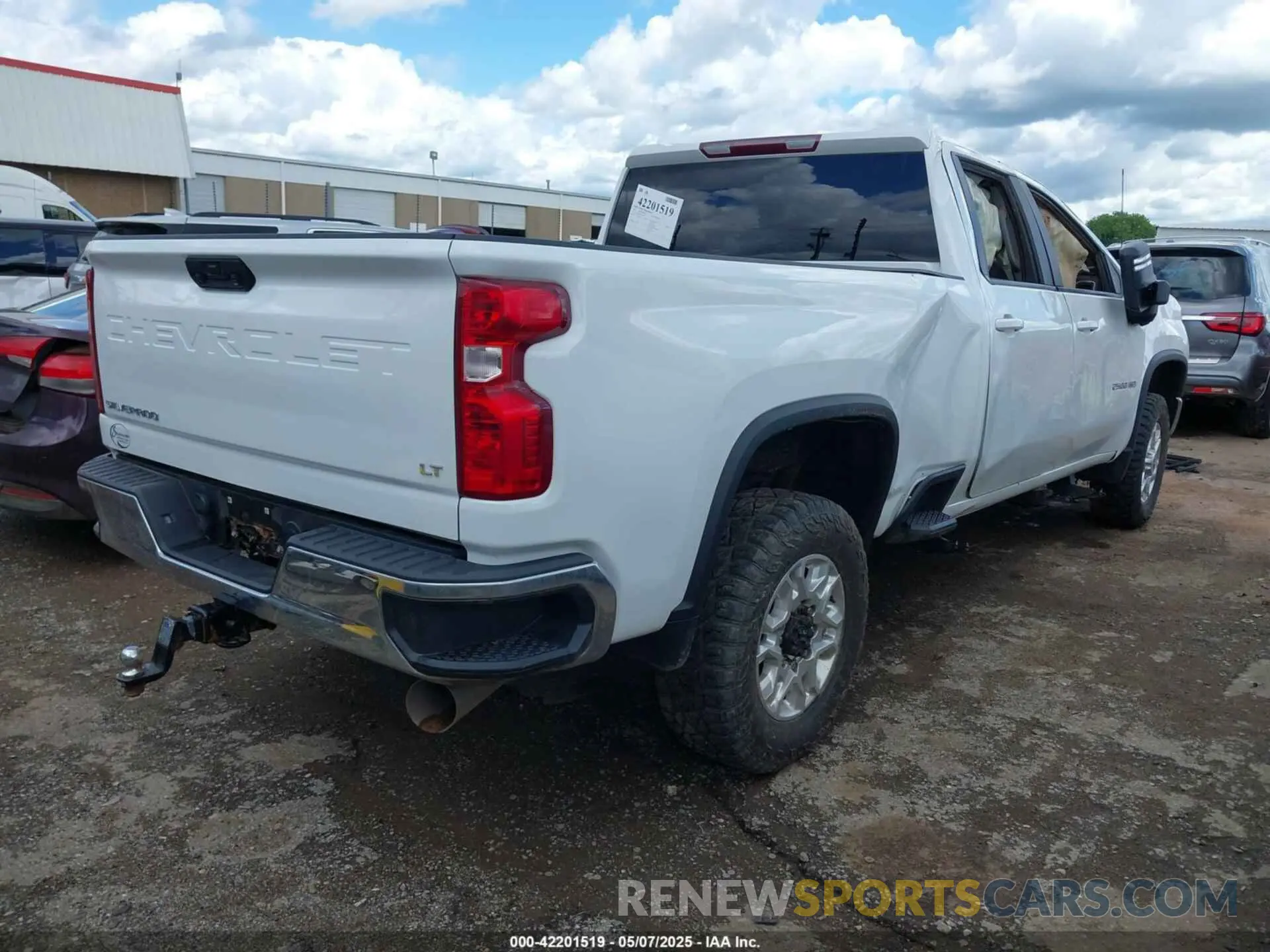 4 Photograph of a damaged car 1GC1YNEY0PF162906 CHEVROLET SILVERADO 2500HD 2023