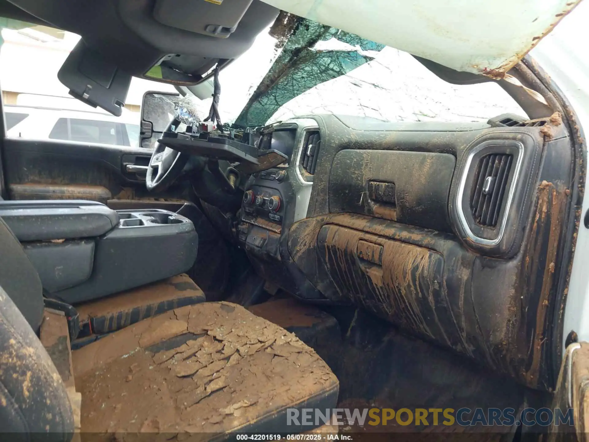 5 Photograph of a damaged car 1GC1YNEY0PF162906 CHEVROLET SILVERADO 2500HD 2023