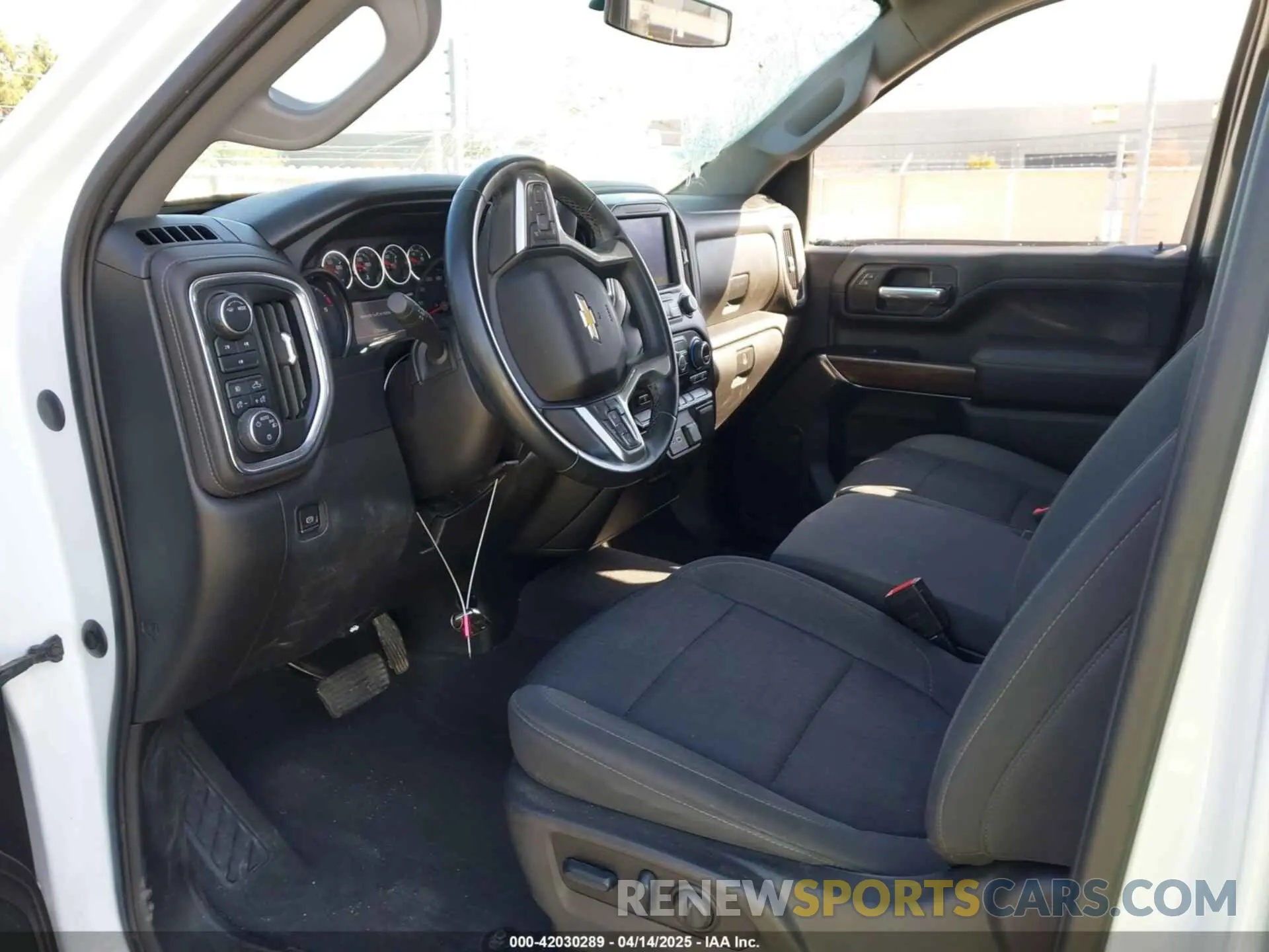5 Photograph of a damaged car 1GC1YNEY4PF225120 CHEVROLET SILVERADO 2500HD 2023