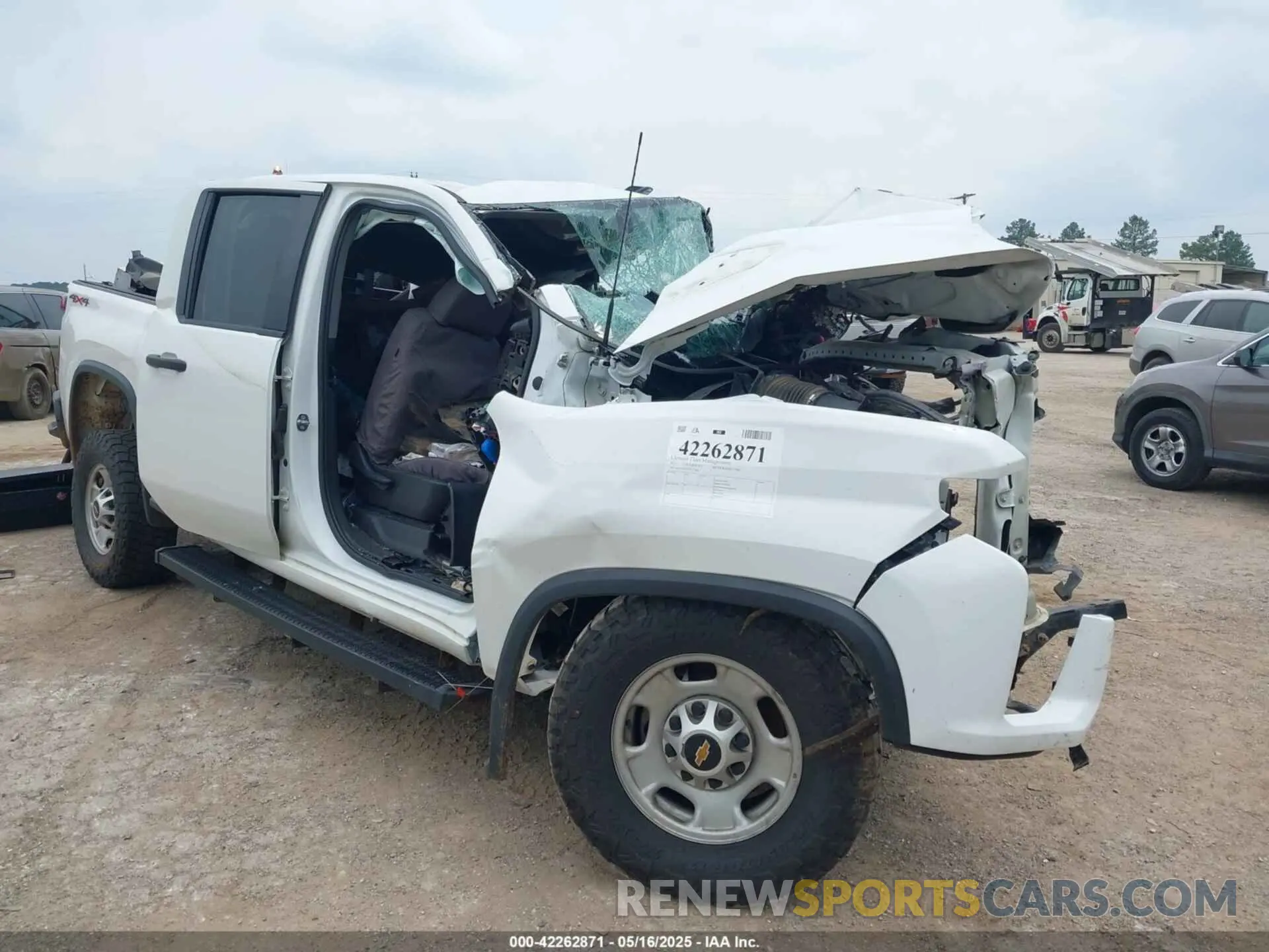 1 Photograph of a damaged car 1GC2YLE75PF217964 CHEVROLET SILVERADO 2500HD 2023