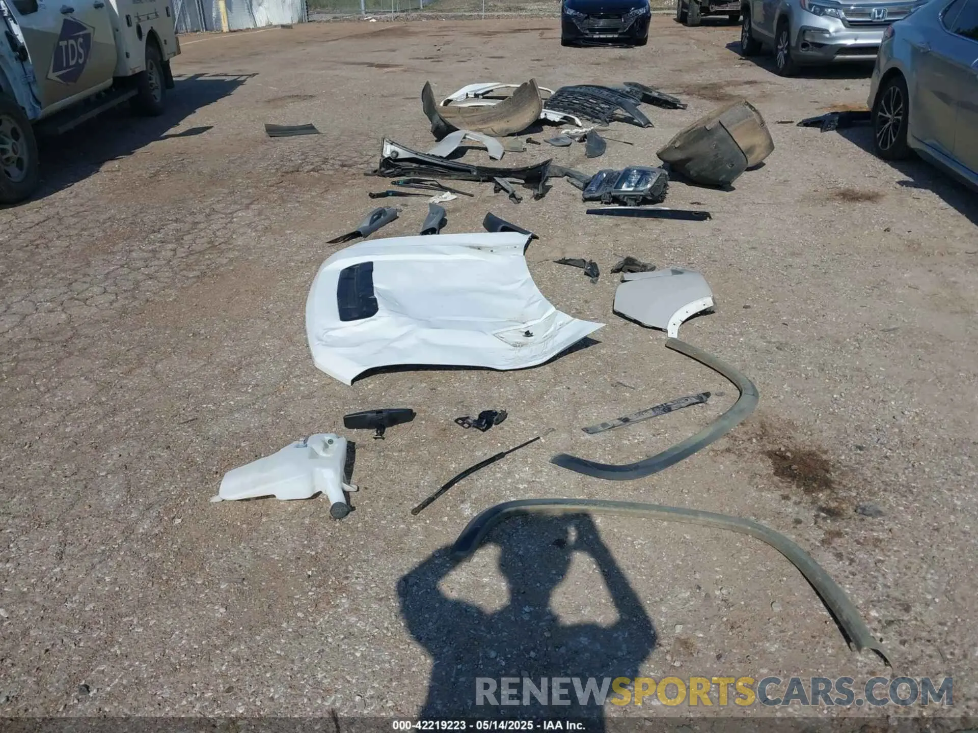 12 Photograph of a damaged car 1GC2YLE78PF181056 CHEVROLET SILVERADO 2500HD 2023