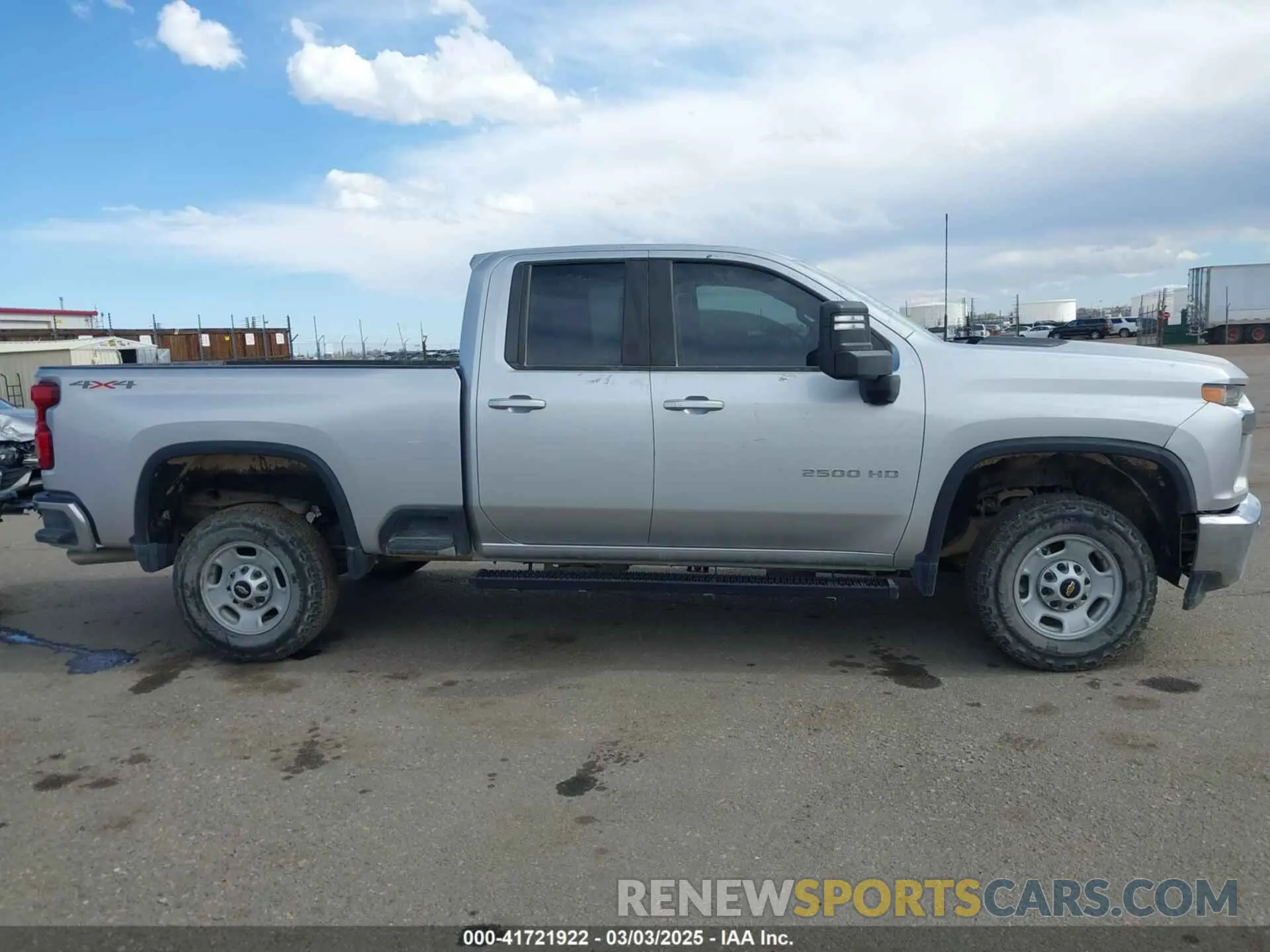 13 Photograph of a damaged car 1GC2YNE71PF213521 CHEVROLET SILVERADO 2500HD 2023