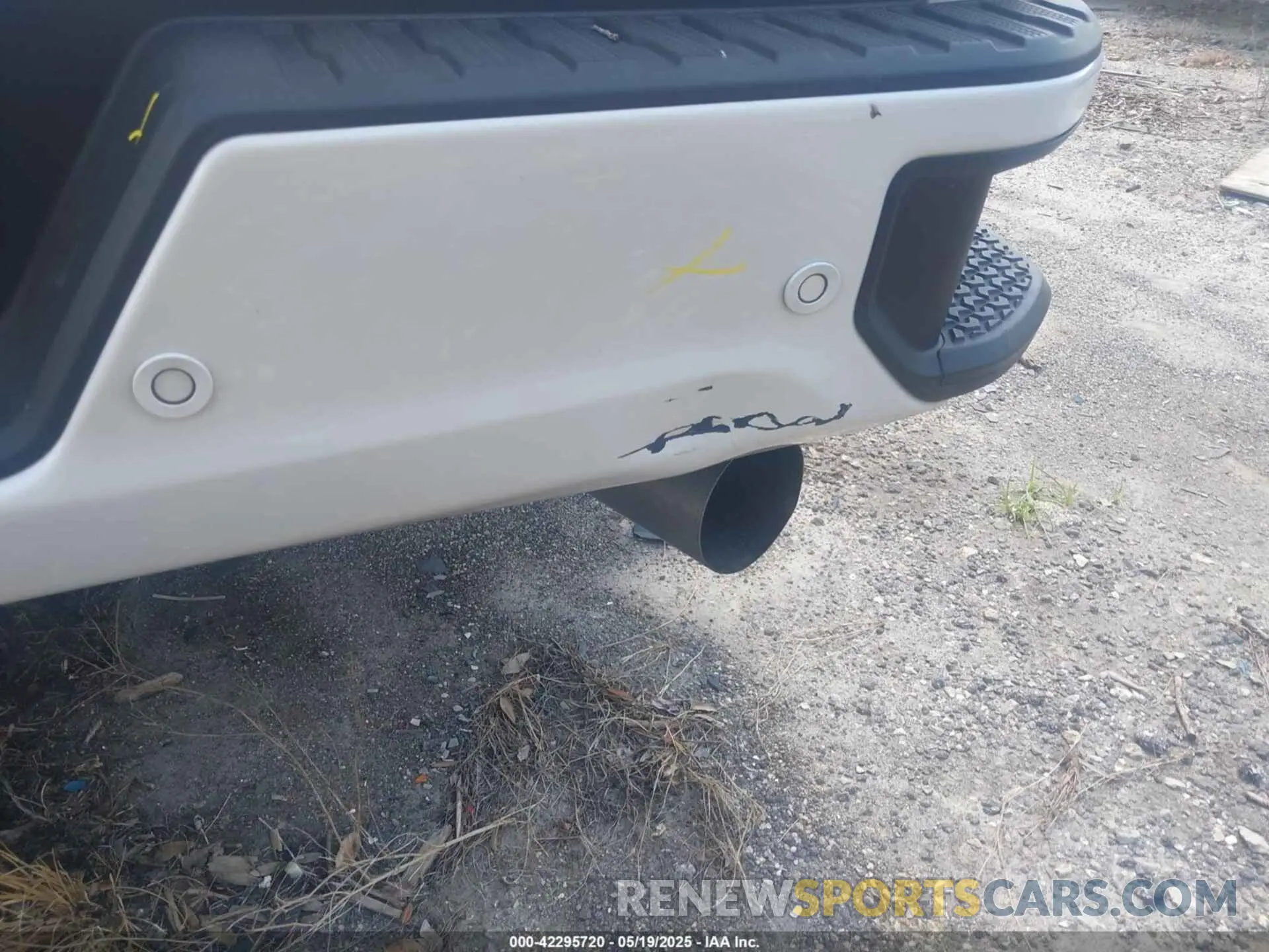 22 Photograph of a damaged car 1GC4YREY0PF249645 CHEVROLET SILVERADO 2500HD 2023