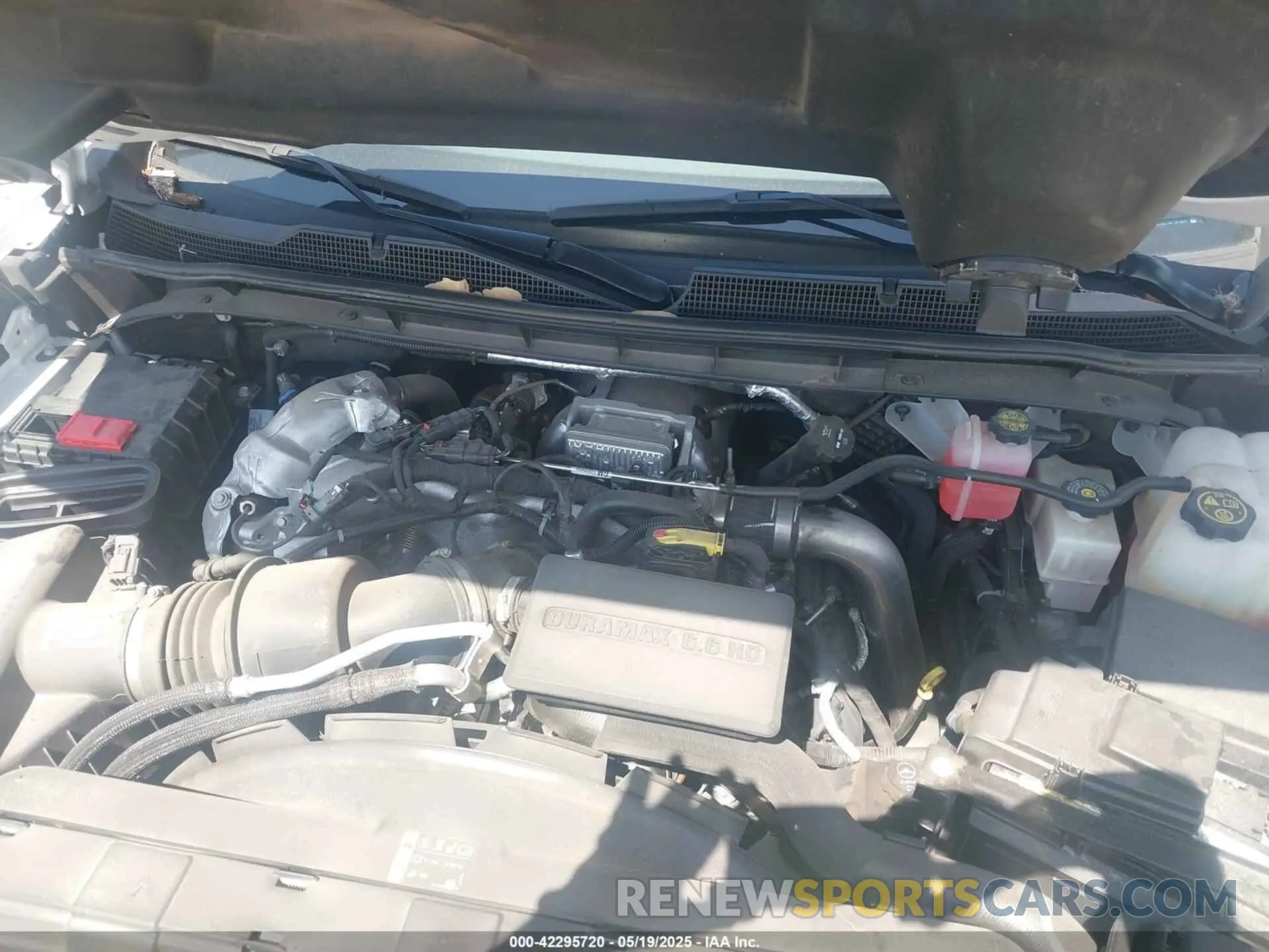 9 Photograph of a damaged car 1GC4YREY0PF249645 CHEVROLET SILVERADO 2500HD 2023