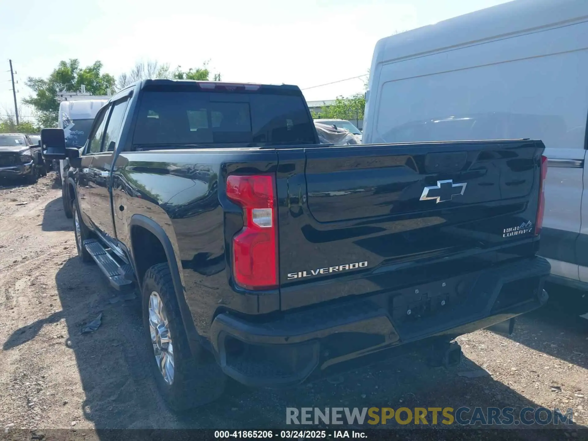 3 Photograph of a damaged car 1GC4YREY6PF142132 CHEVROLET SILVERADO 2500HD 2023