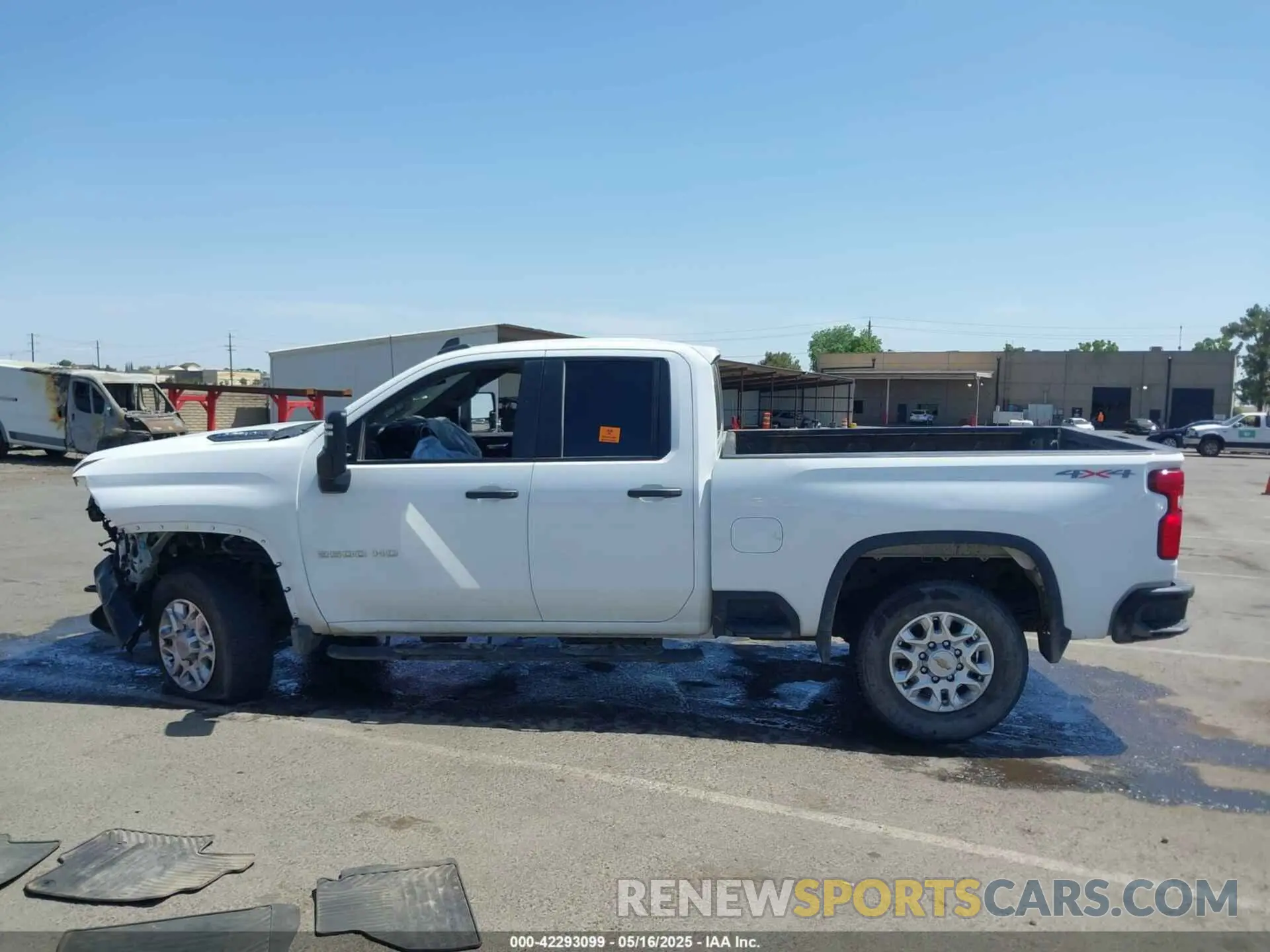 14 Photograph of a damaged car 1GC5YMEY7PF131485 CHEVROLET SILVERADO 2500HD 2023