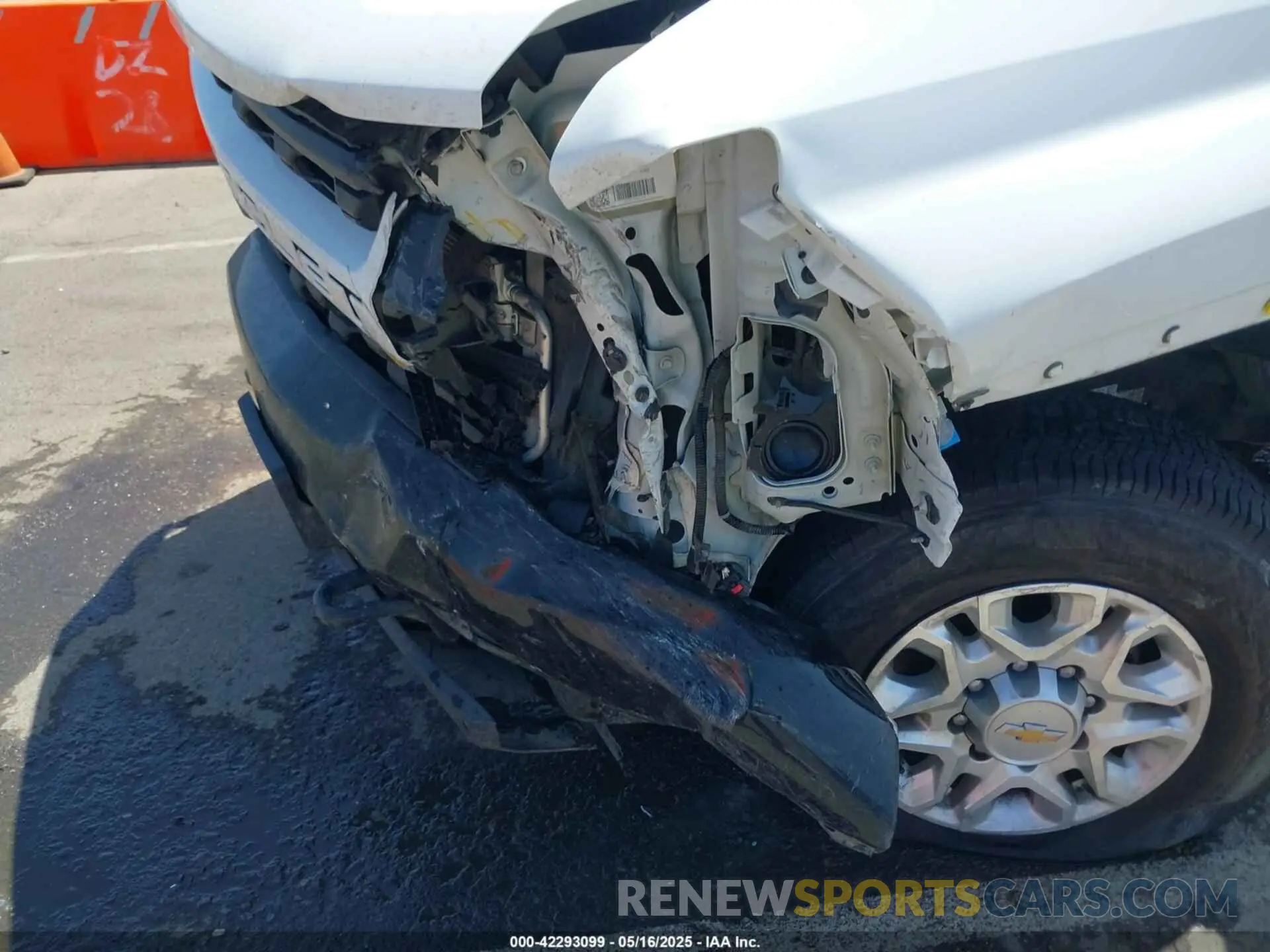 6 Photograph of a damaged car 1GC5YMEY7PF131485 CHEVROLET SILVERADO 2500HD 2023