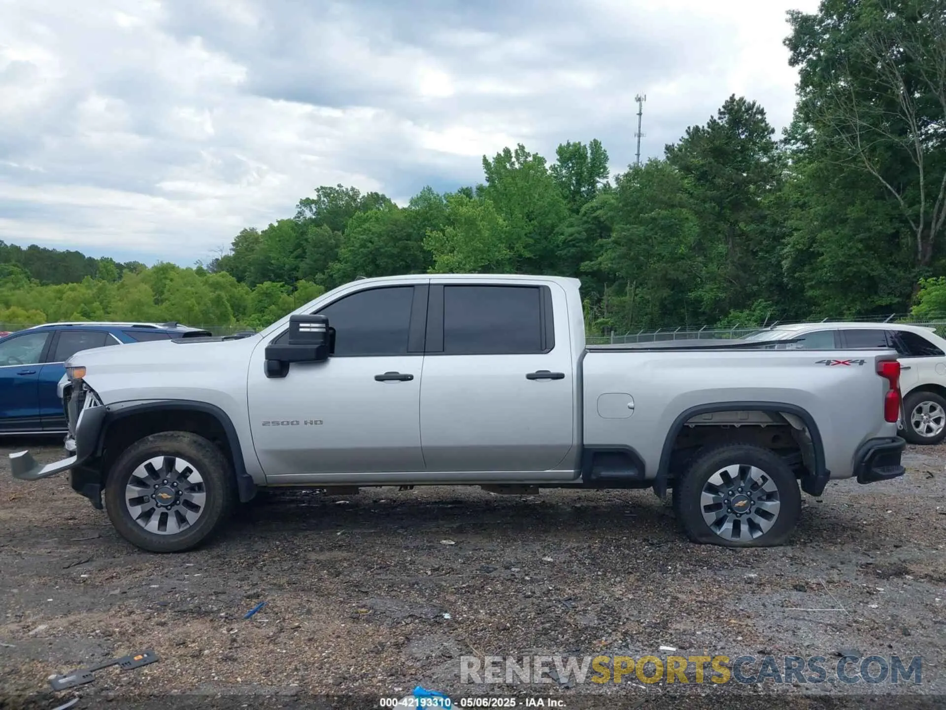 14 Photograph of a damaged car 2GC4YME72P1723547 CHEVROLET SILVERADO 2500HD 2023