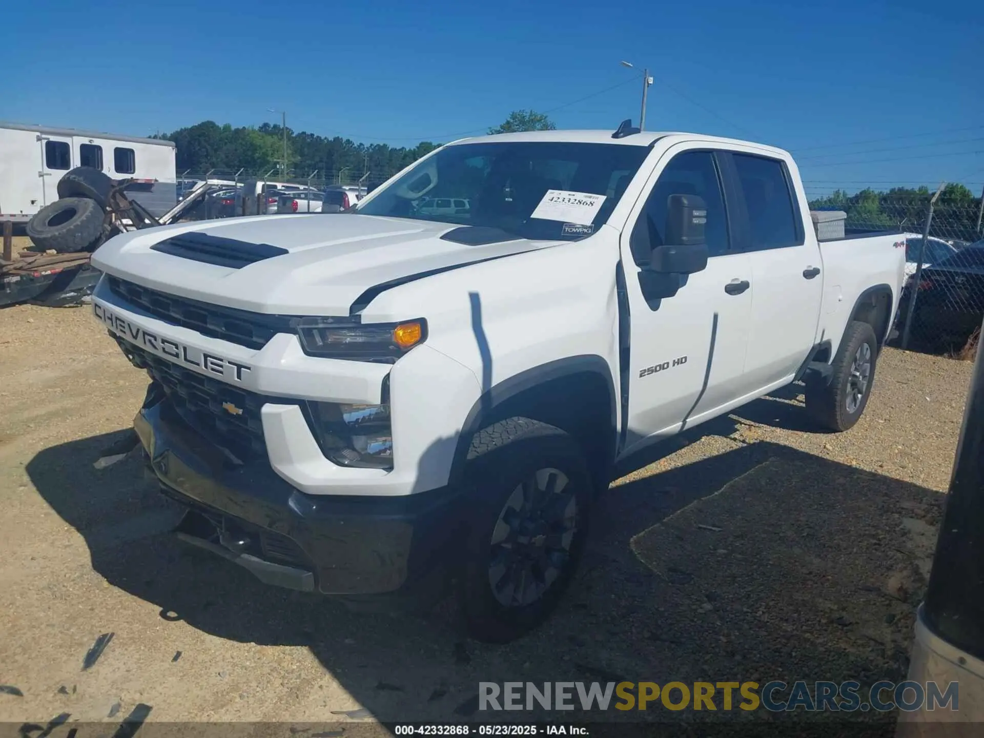 2 Photograph of a damaged car 2GC4YME77P1729828 CHEVROLET SILVERADO 2500HD 2023
