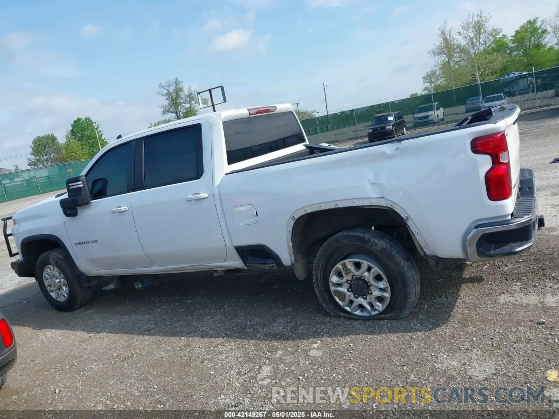 14 Photograph of a damaged car 2GC4YNE70P1730647 CHEVROLET SILVERADO 2500HD 2023