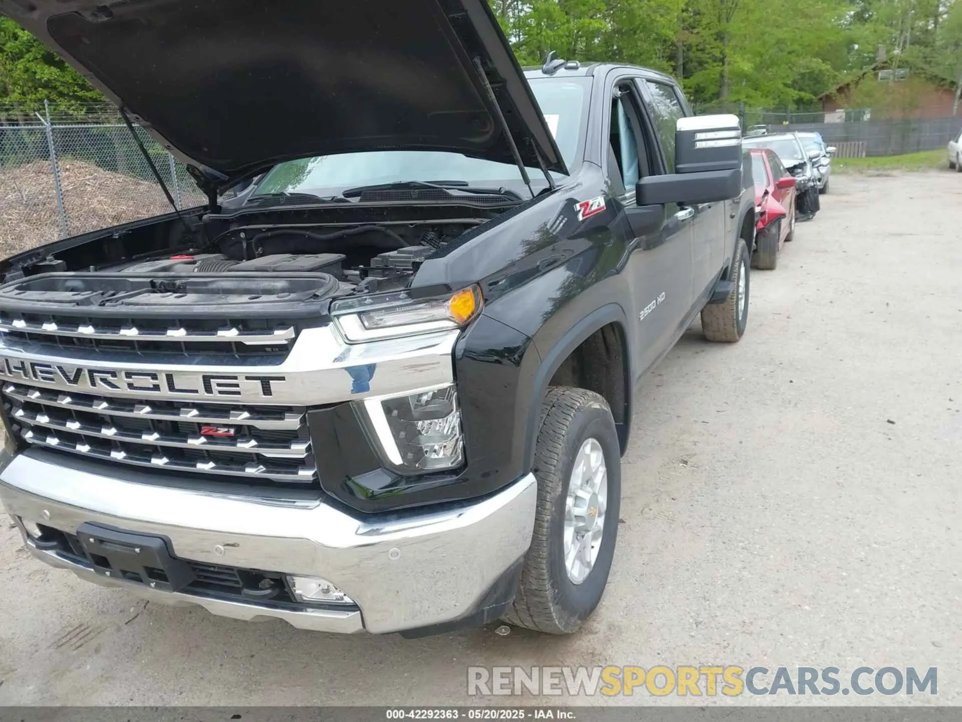 24 Photograph of a damaged car 2GC4YPE78P1728155 CHEVROLET SILVERADO 2500HD 2023