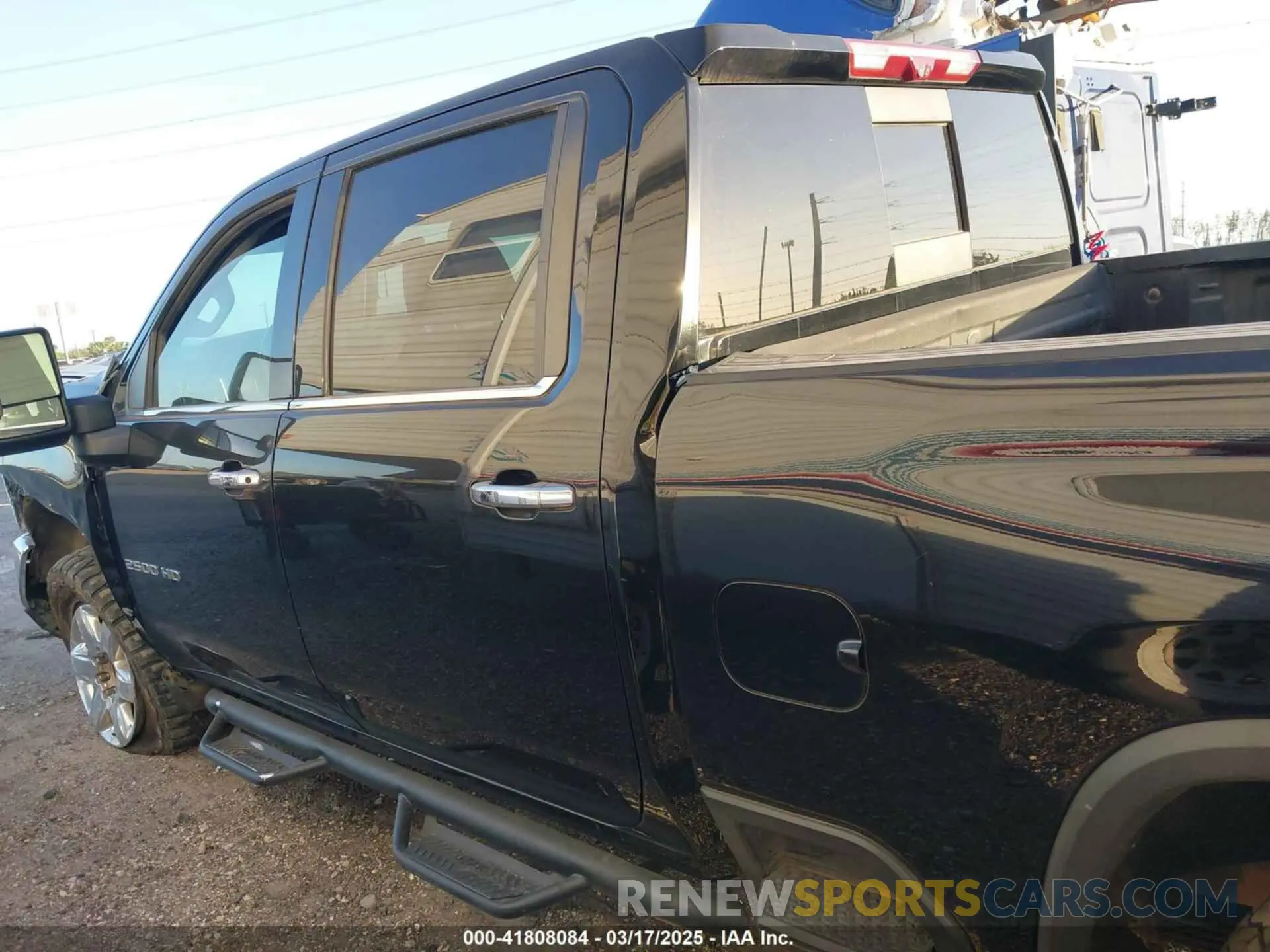 15 Photograph of a damaged car 2GC4YPEY2P1700831 CHEVROLET SILVERADO 2500HD 2023