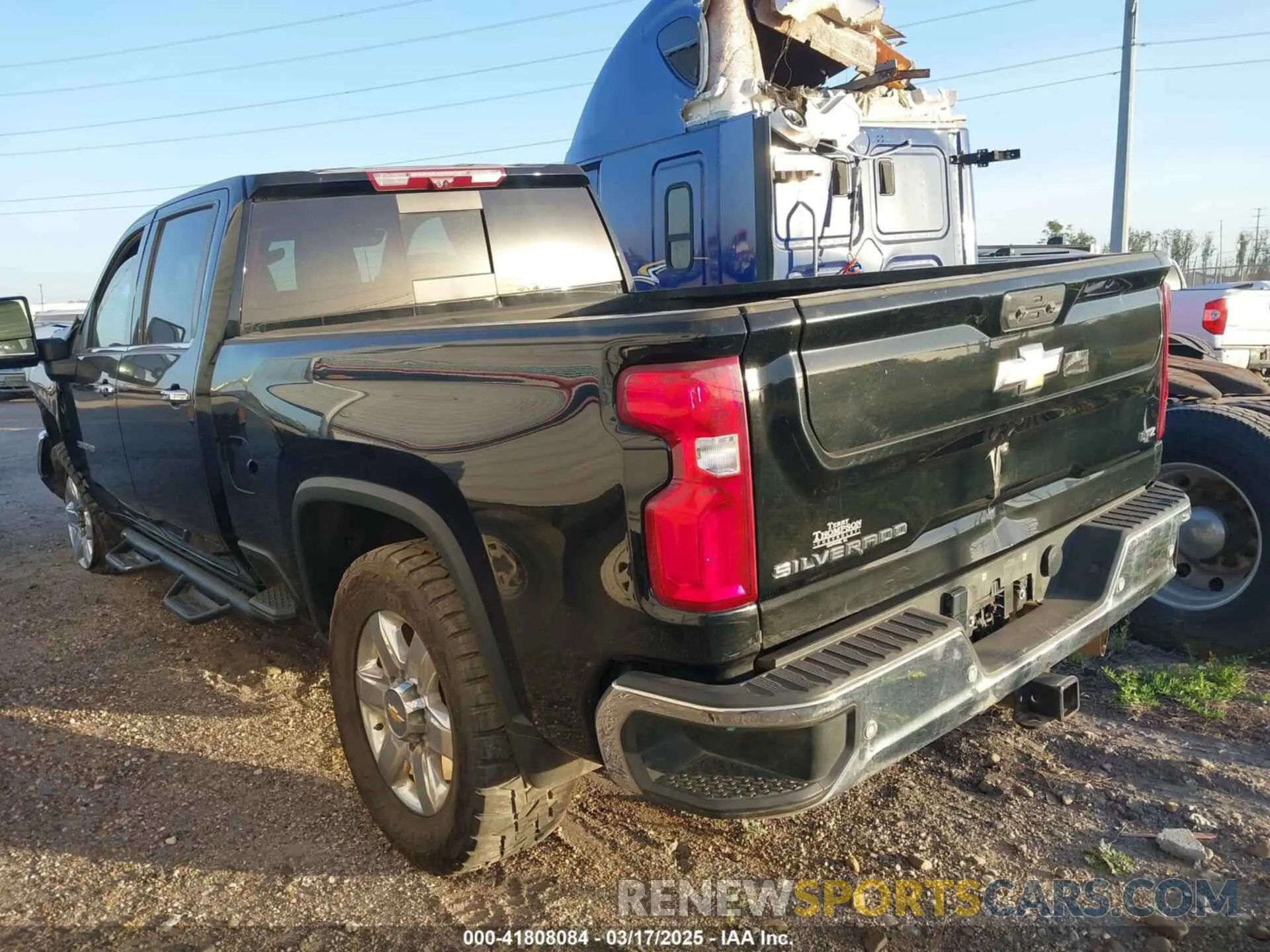 3 Photograph of a damaged car 2GC4YPEY2P1700831 CHEVROLET SILVERADO 2500HD 2023