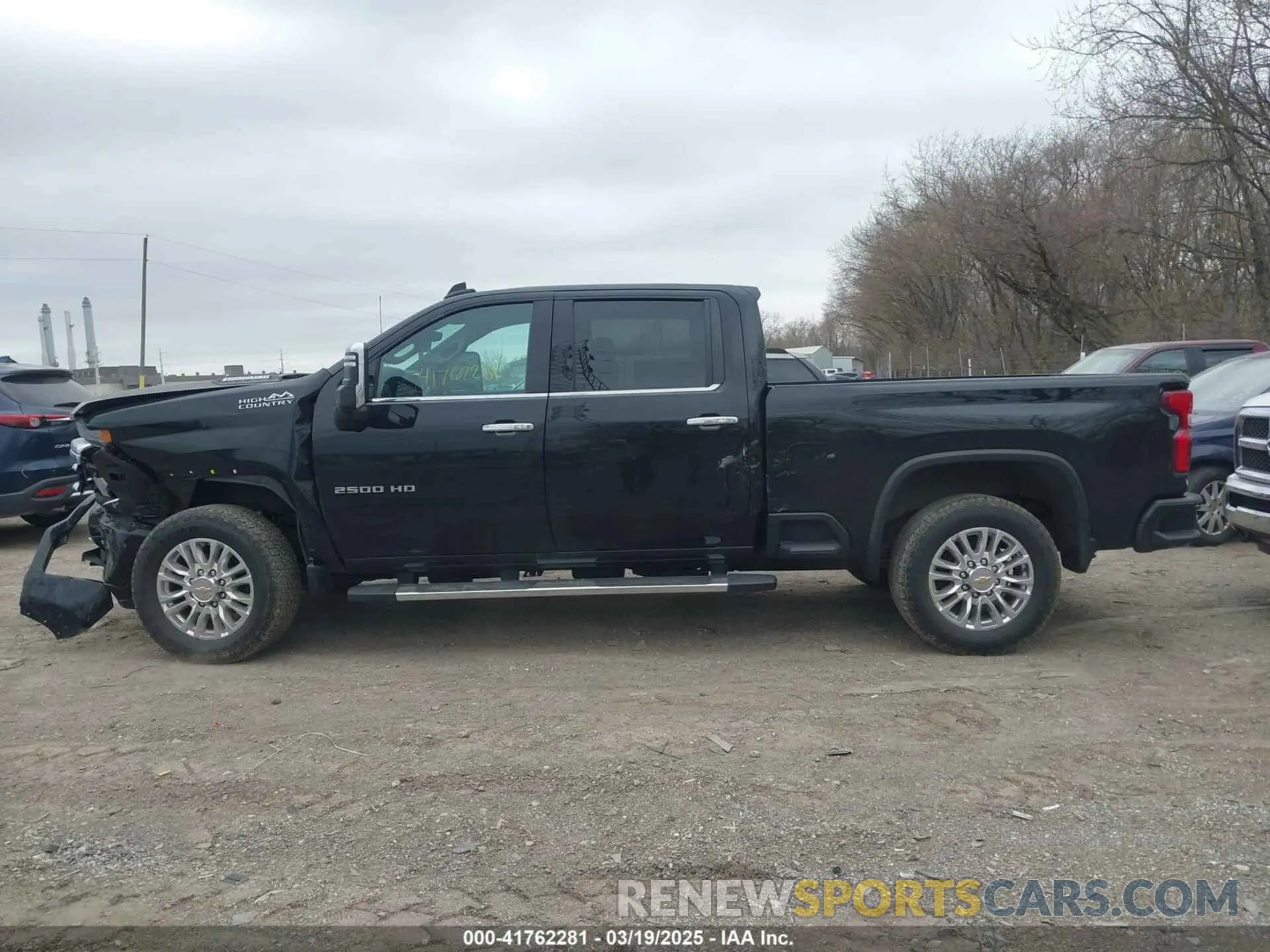 14 Photograph of a damaged car 2GC4YREY1P1728602 CHEVROLET SILVERADO 2500HD 2023