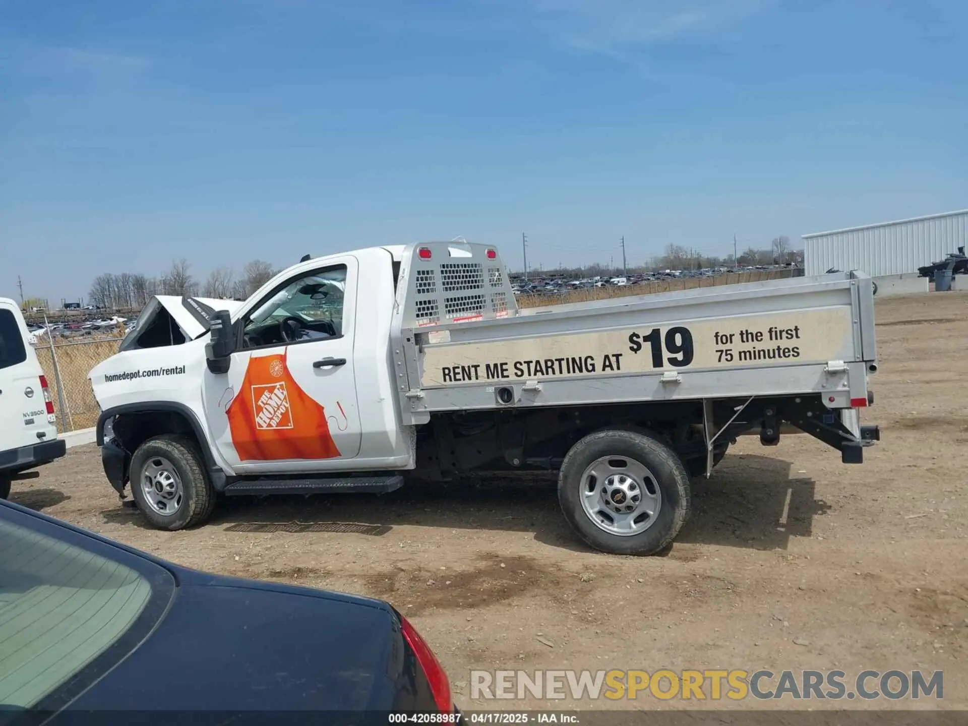 14 Photograph of a damaged car 1GB0WLE76RF290121 CHEVROLET SILVERADO 2500HD 2024