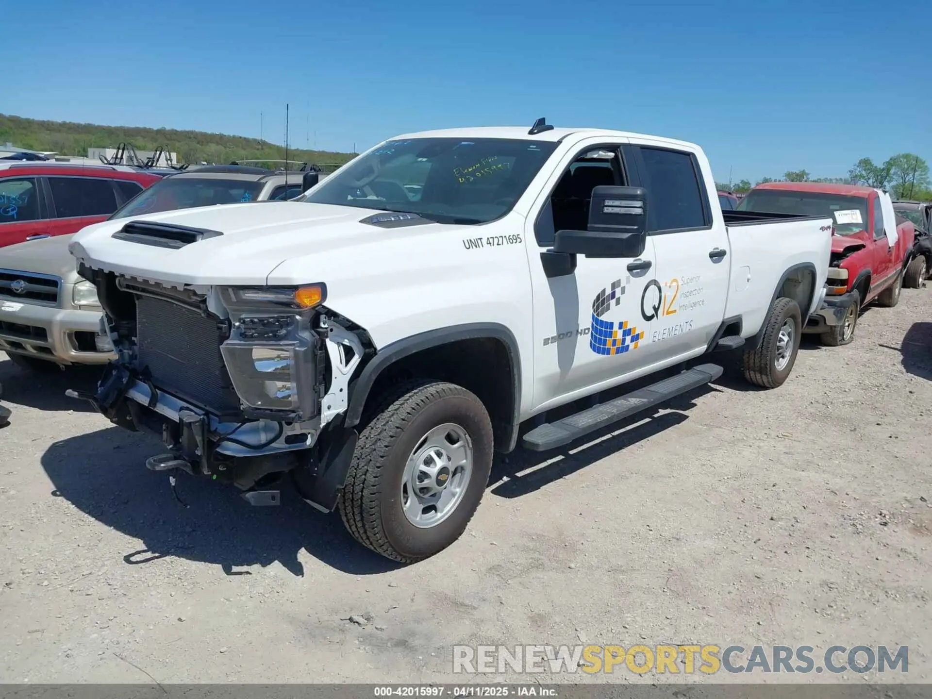 2 Photograph of a damaged car 1GC1YLE78RF457511 CHEVROLET SILVERADO 2500HD 2024