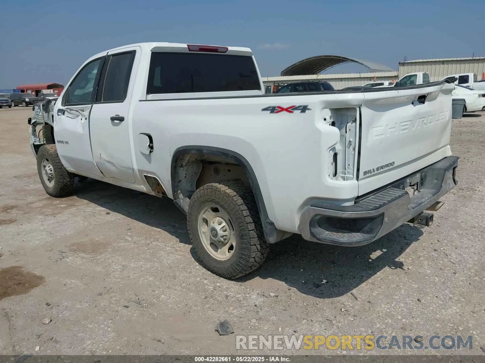 3 Photograph of a damaged car 1GC2YLE7XRF176296 CHEVROLET SILVERADO 2500HD 2024
