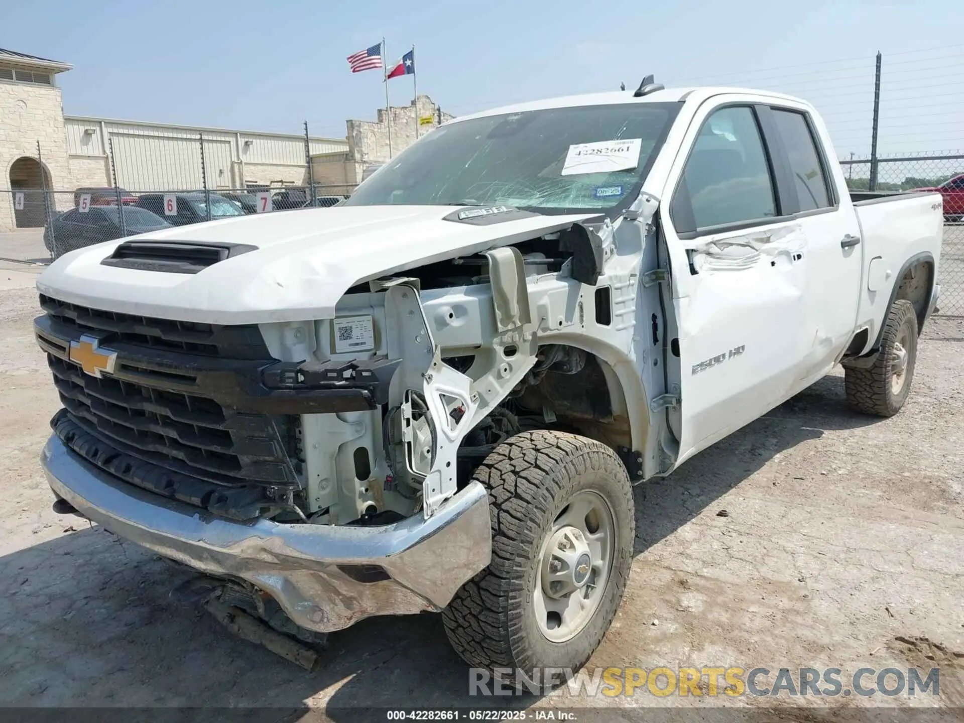 6 Photograph of a damaged car 1GC2YLE7XRF176296 CHEVROLET SILVERADO 2500HD 2024