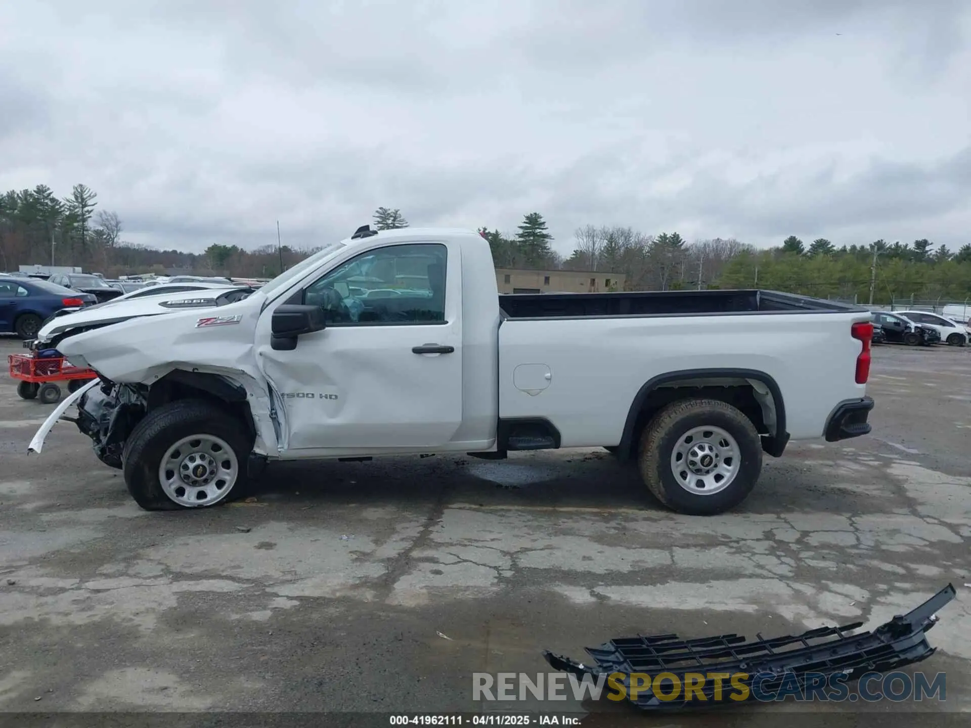 15 Photograph of a damaged car 1GC3YLE71RF345495 CHEVROLET SILVERADO 2500HD 2024