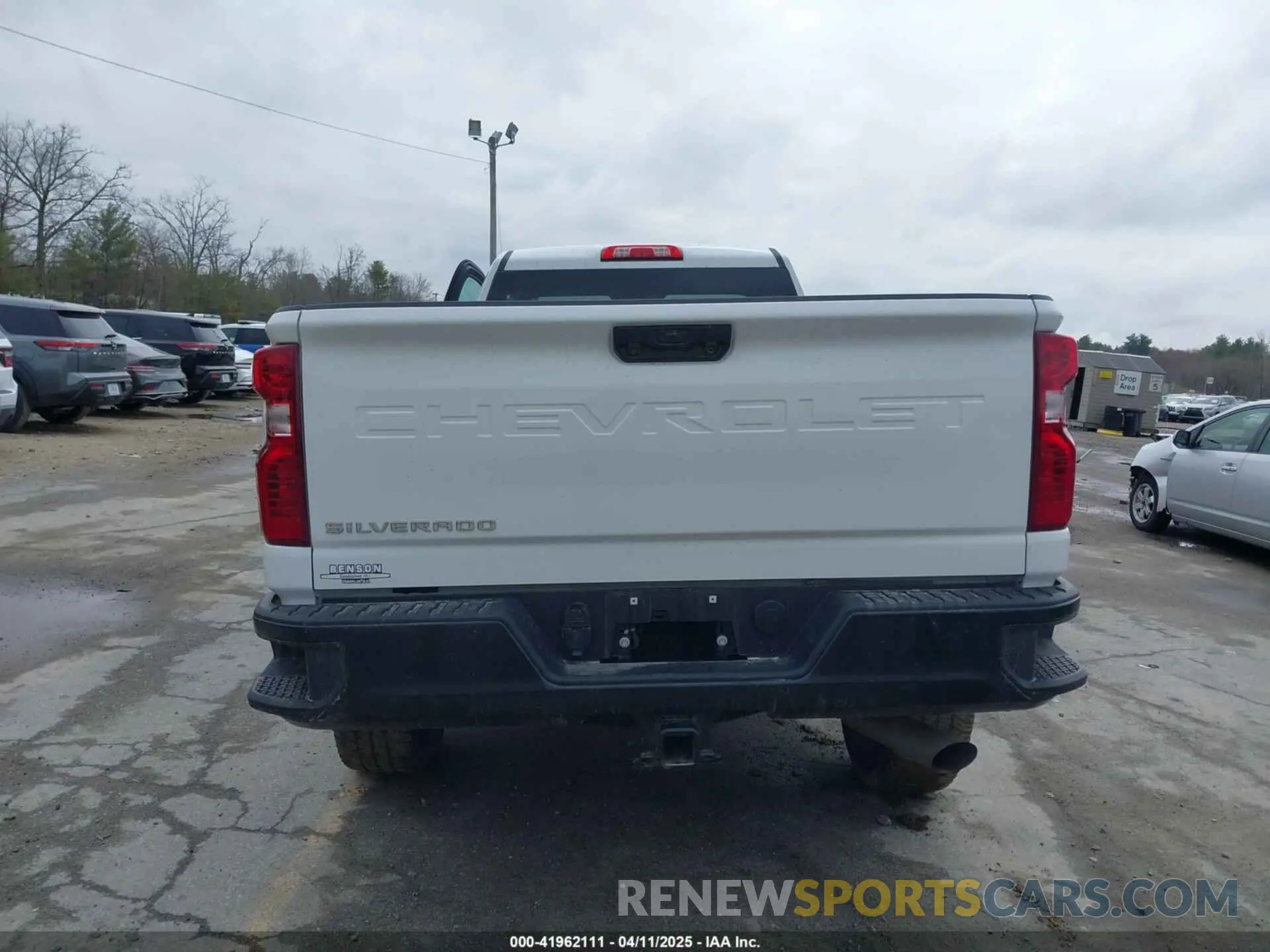 16 Photograph of a damaged car 1GC3YLE71RF345495 CHEVROLET SILVERADO 2500HD 2024
