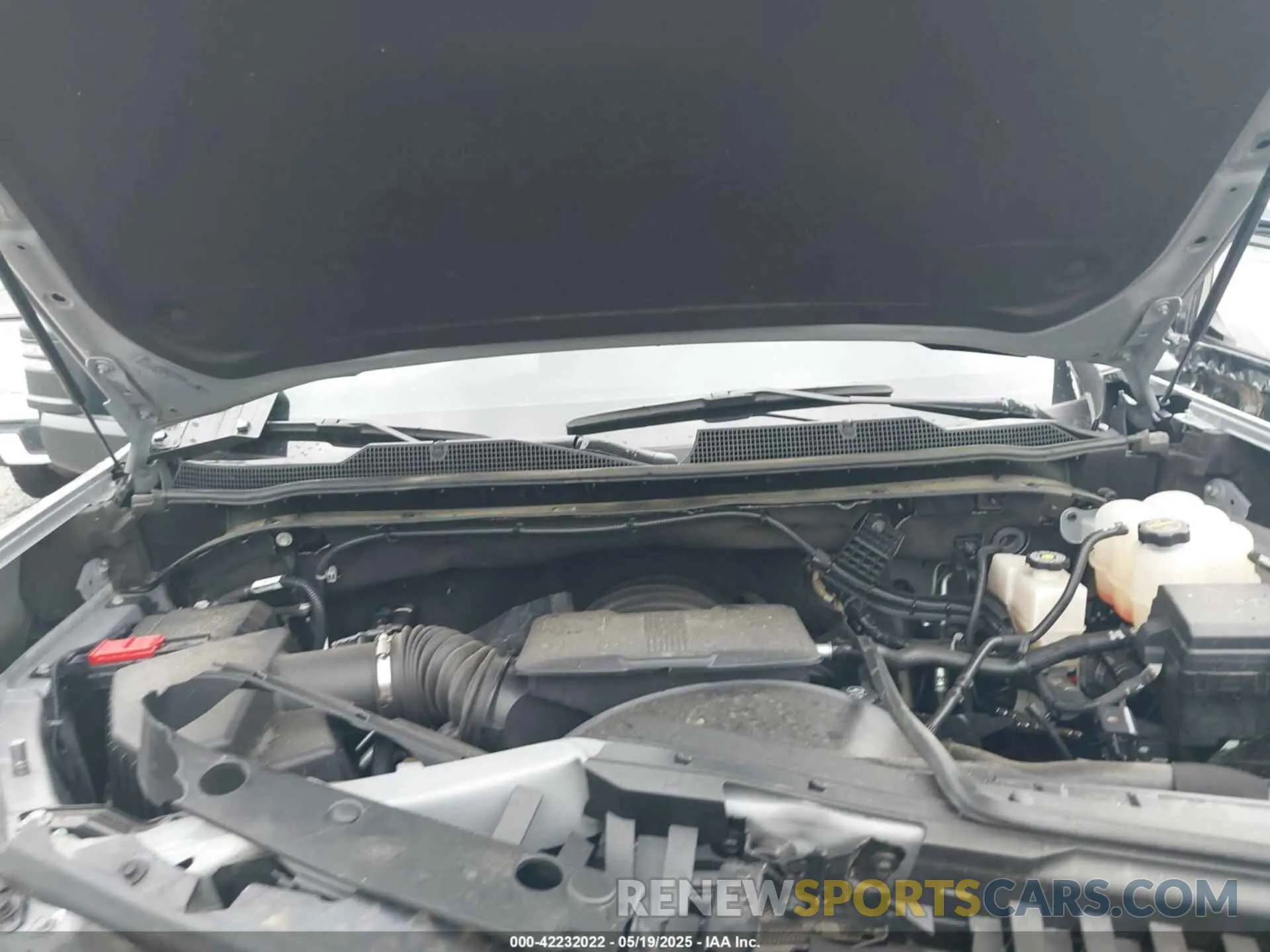 10 Photograph of a damaged car 1GC4YME77RF327318 CHEVROLET SILVERADO 2500HD 2024