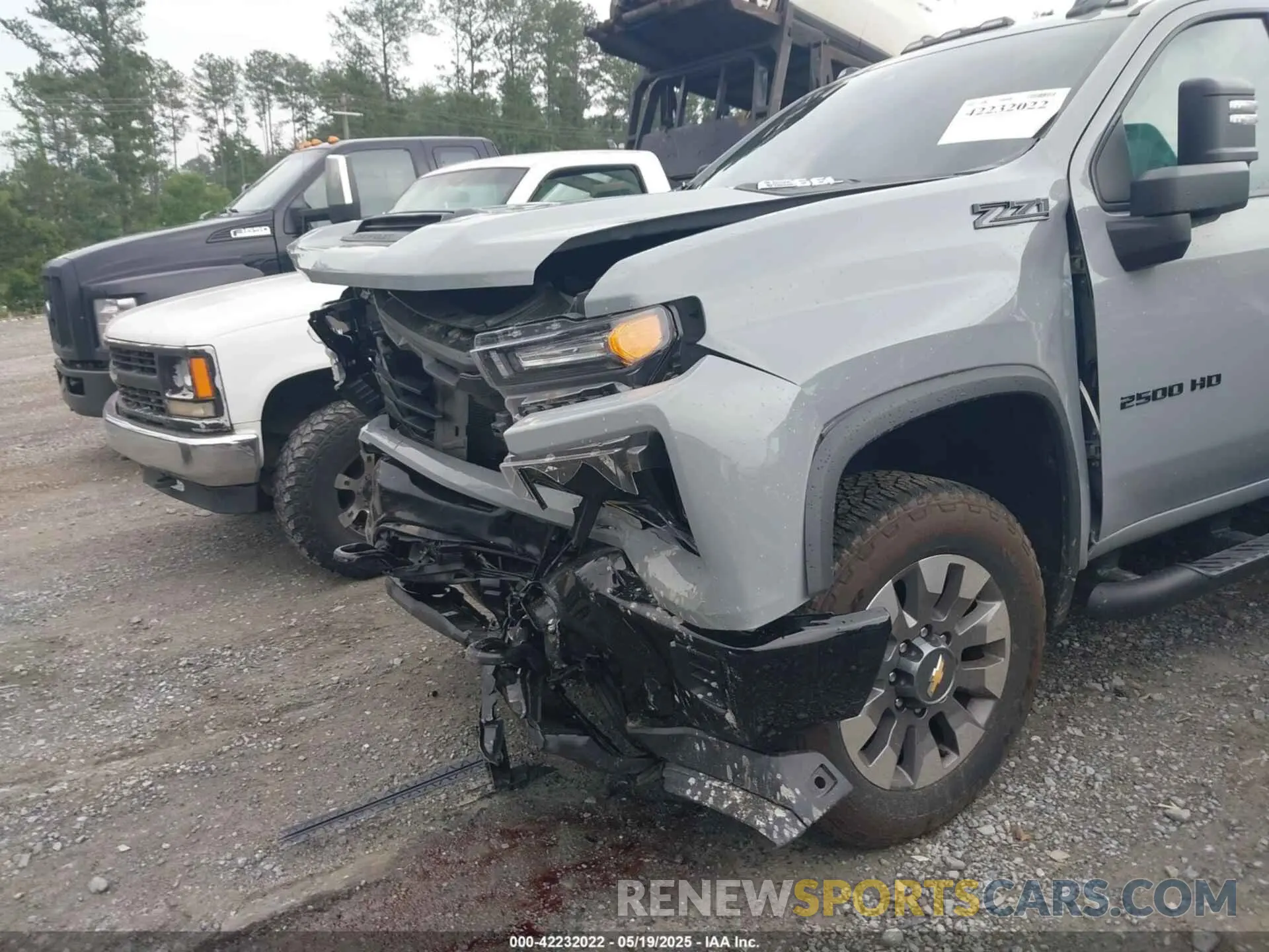6 Photograph of a damaged car 1GC4YME77RF327318 CHEVROLET SILVERADO 2500HD 2024