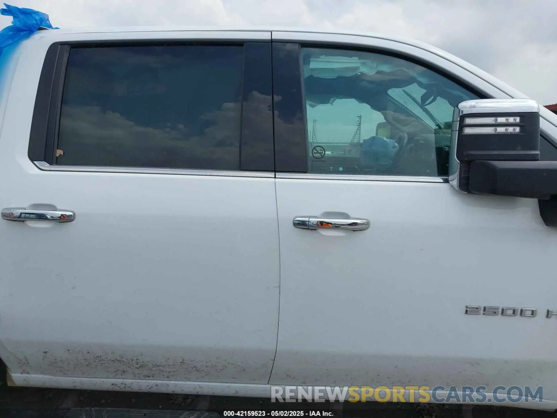 13 Photograph of a damaged car 1GC4YPEY1RF172534 CHEVROLET SILVERADO 2500HD 2024