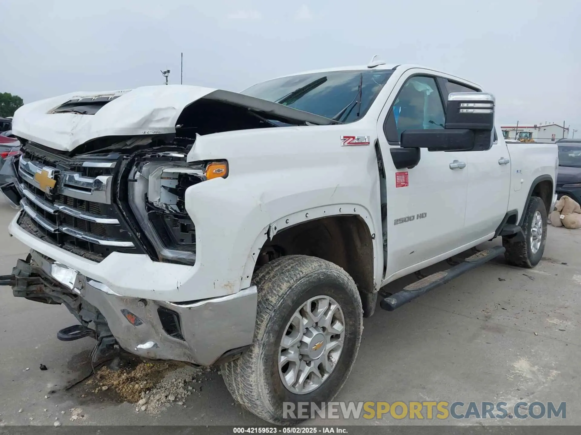 2 Photograph of a damaged car 1GC4YPEY1RF172534 CHEVROLET SILVERADO 2500HD 2024