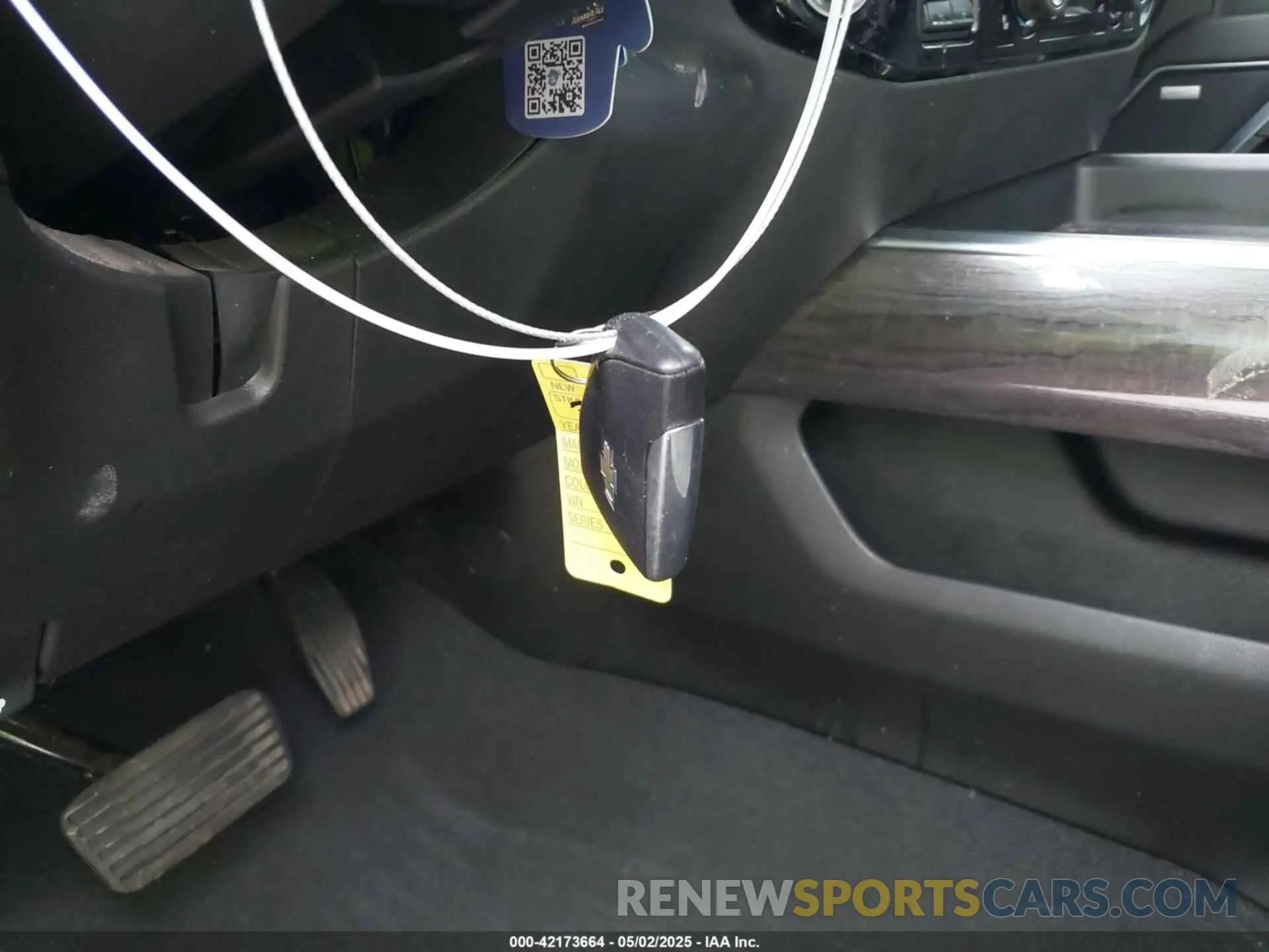 10 Photograph of a damaged car 1GC4YPEY6RF337932 CHEVROLET SILVERADO 2500HD 2024