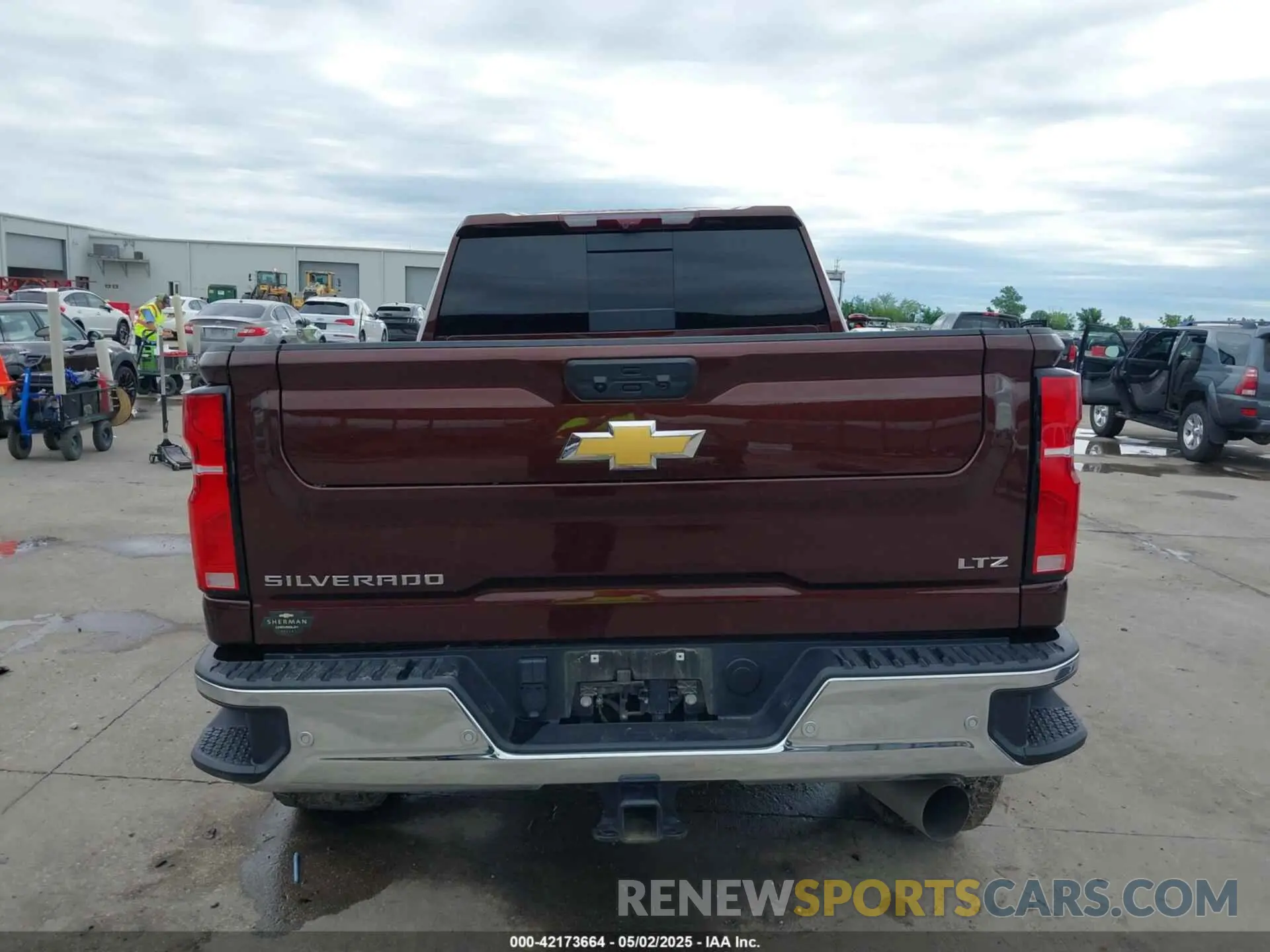 16 Photograph of a damaged car 1GC4YPEY6RF337932 CHEVROLET SILVERADO 2500HD 2024