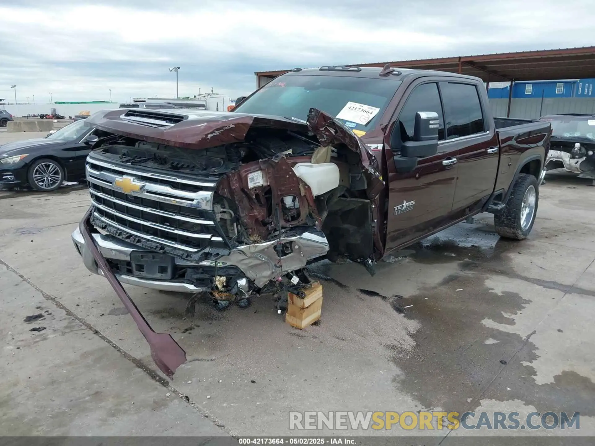 2 Photograph of a damaged car 1GC4YPEY6RF337932 CHEVROLET SILVERADO 2500HD 2024