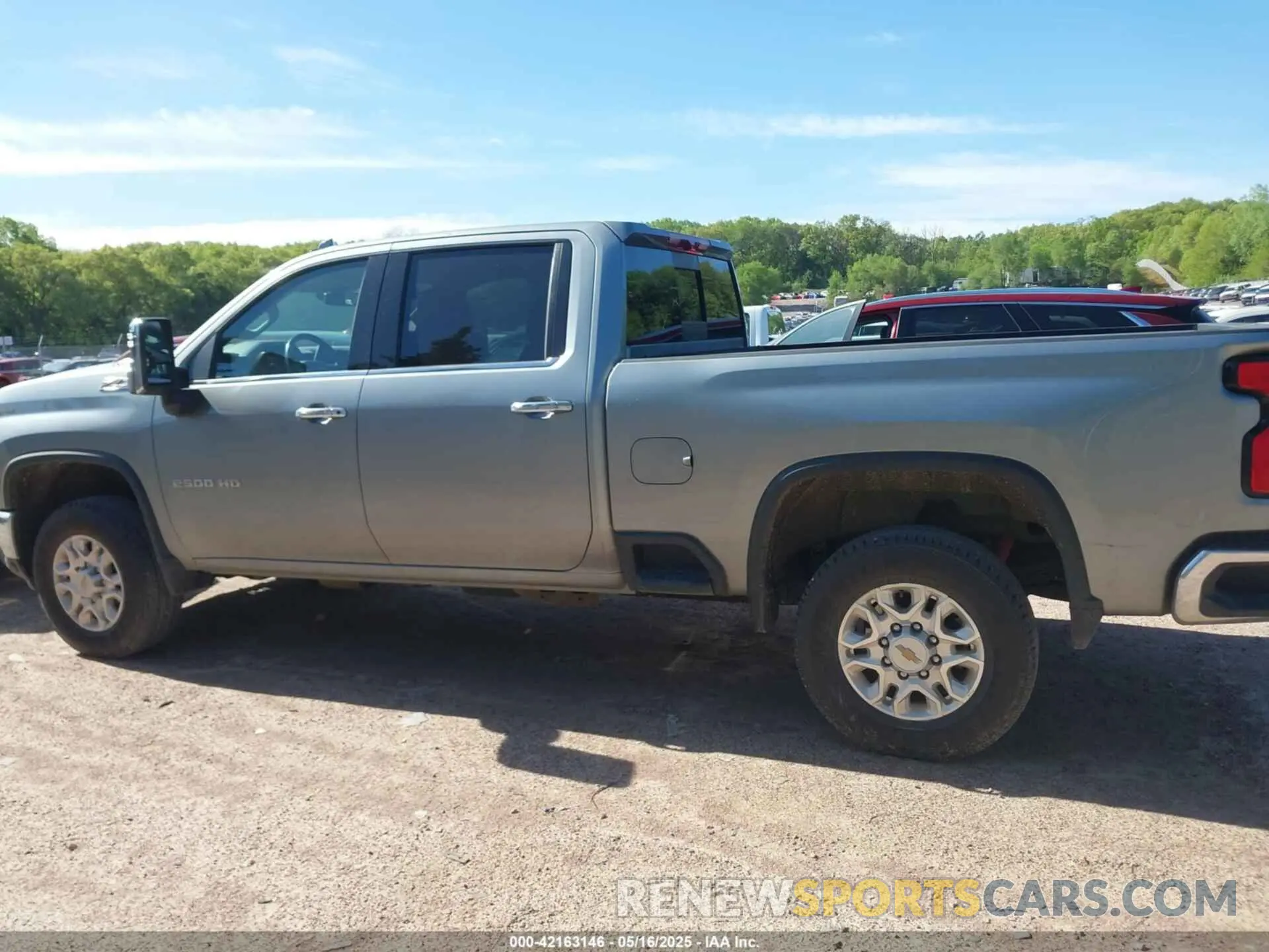 14 Photograph of a damaged car 1GC4YPEY9RF138311 CHEVROLET SILVERADO 2500HD 2024