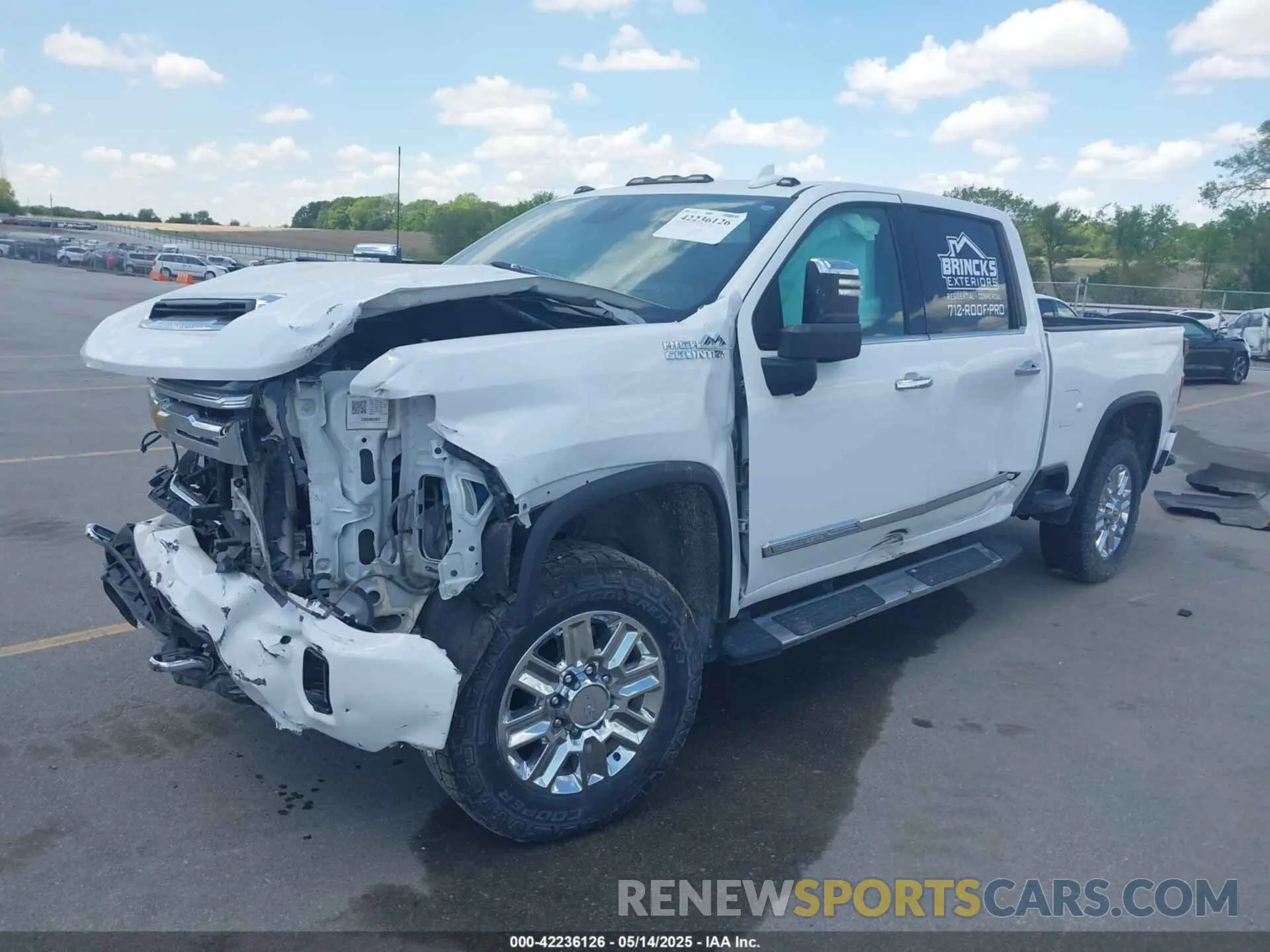 2 Photograph of a damaged car 1GC4YREY9RF146114 CHEVROLET SILVERADO 2500HD 2024